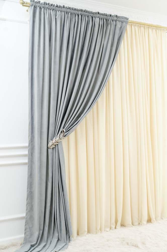 Velvet plain curtains, light gray color