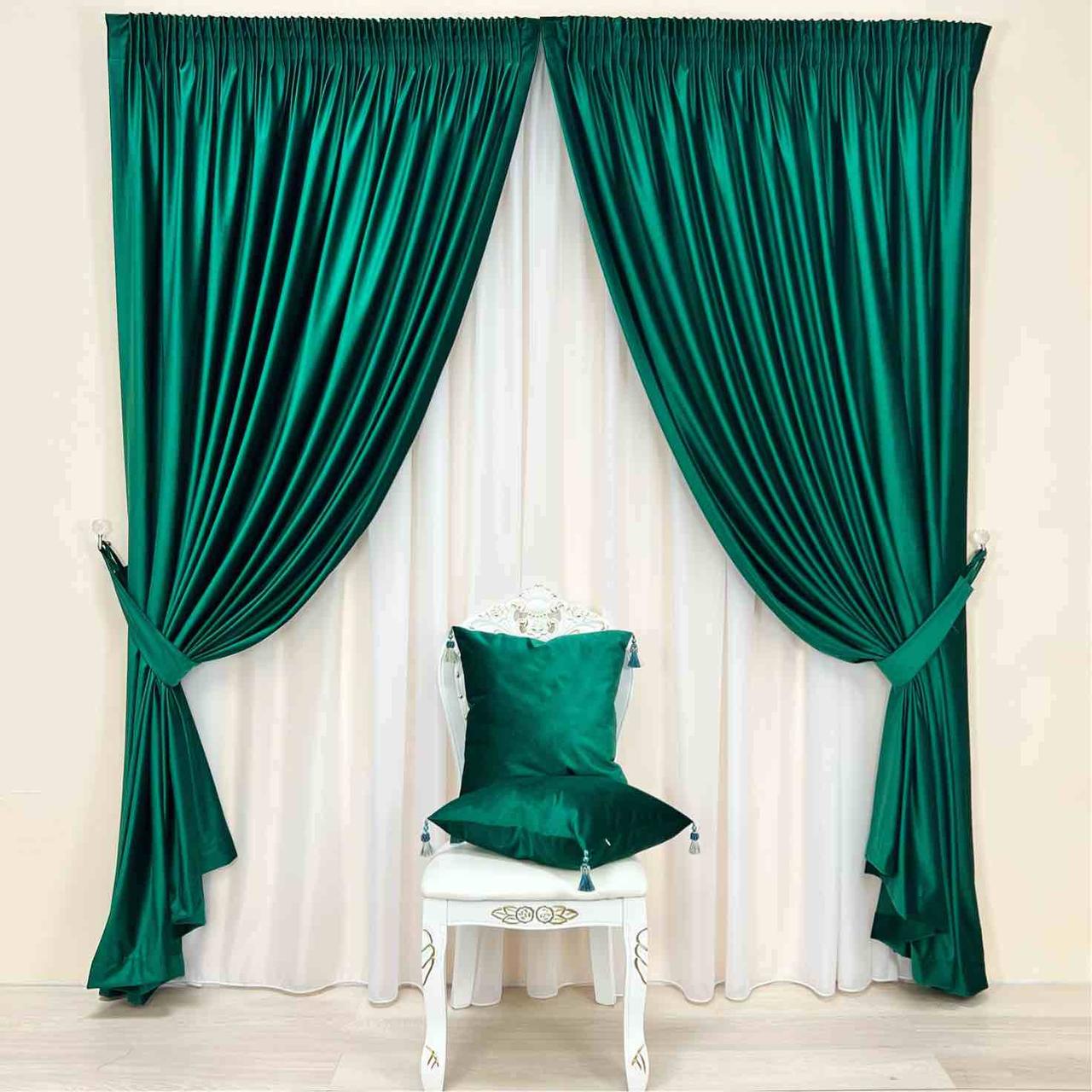 Velvet plain curtains, emerald green color