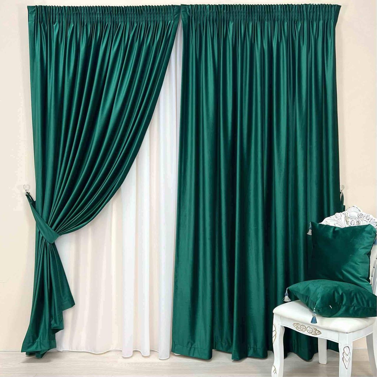 Velvet plain curtains, emerald green color