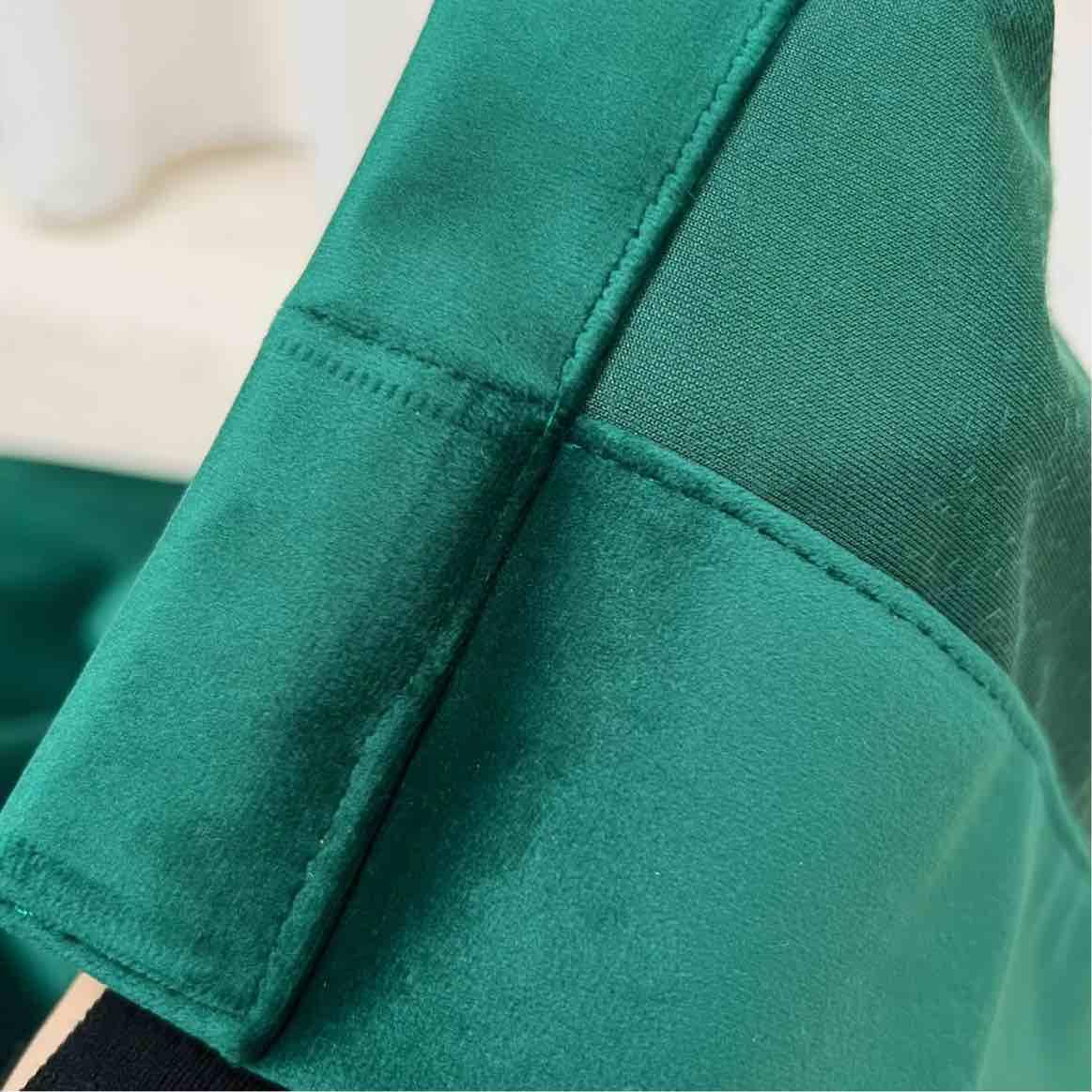 Velvet plain curtains, emerald green color