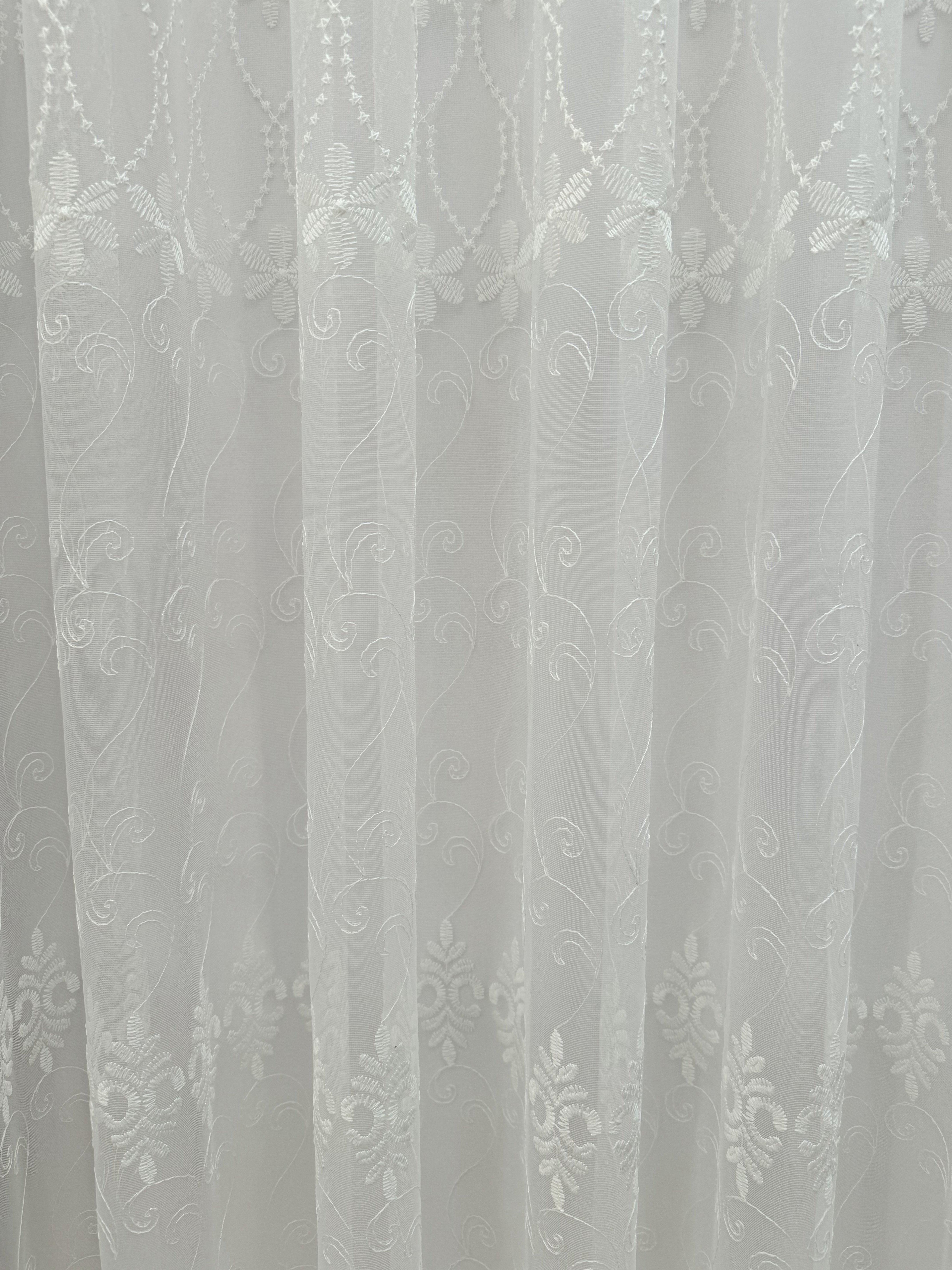 Sheer curtain based on fatin with embroidery, milk color