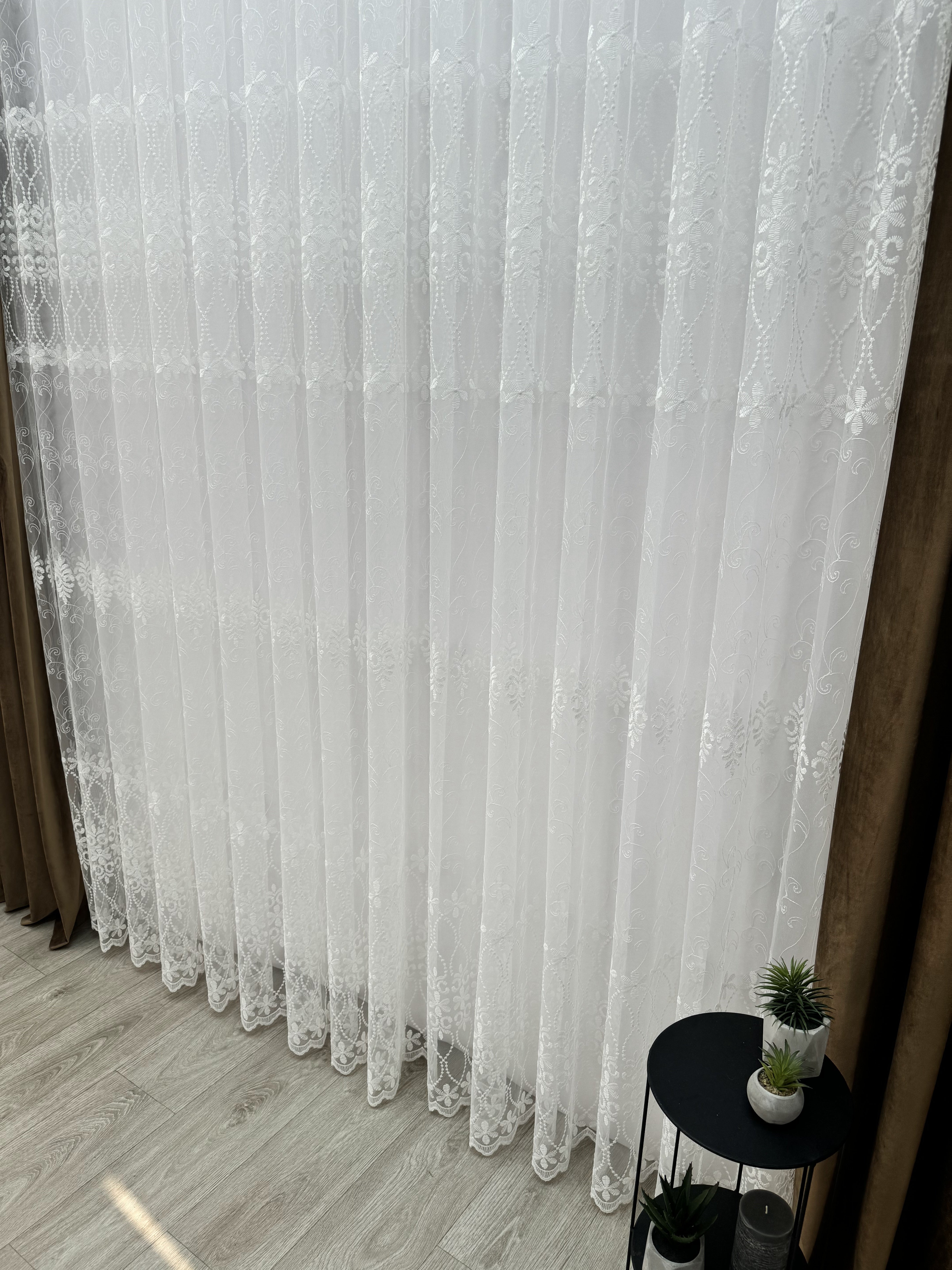 Sheer curtain based on fatin with embroidery, milk color