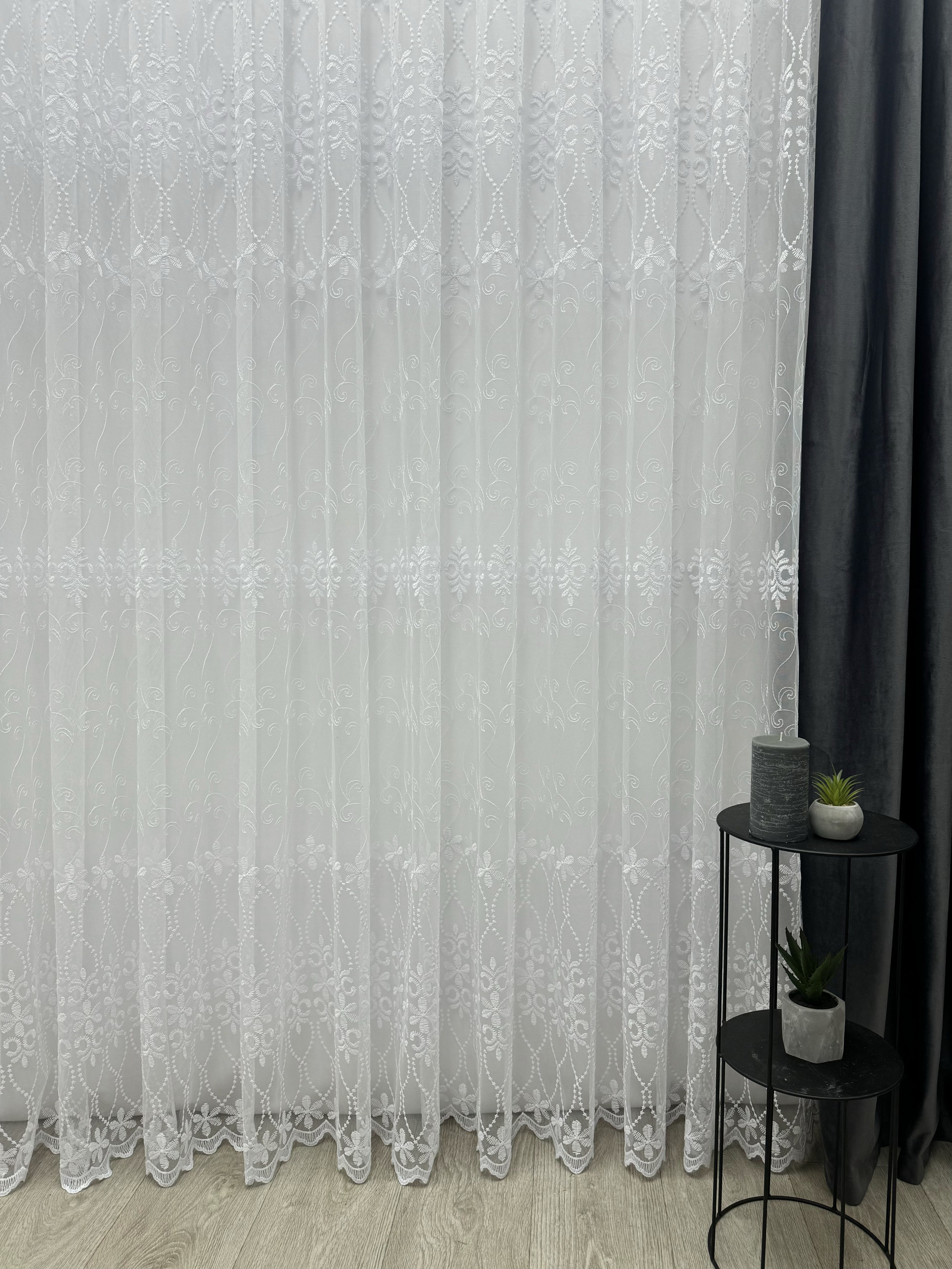 Sheer curtain based on fatin with embroidery, white color