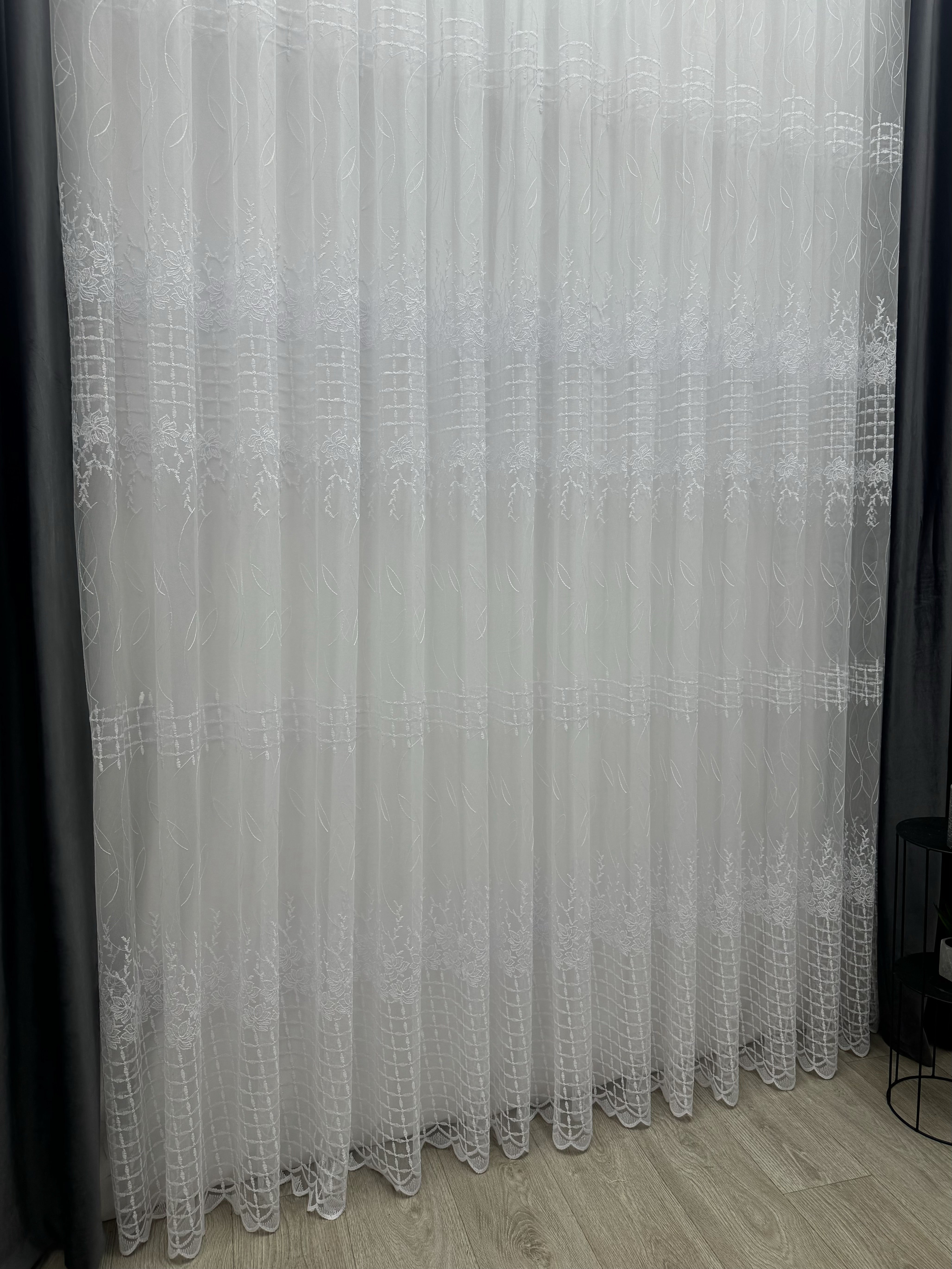 Sheer curtain based on fatin with embroidery, white color