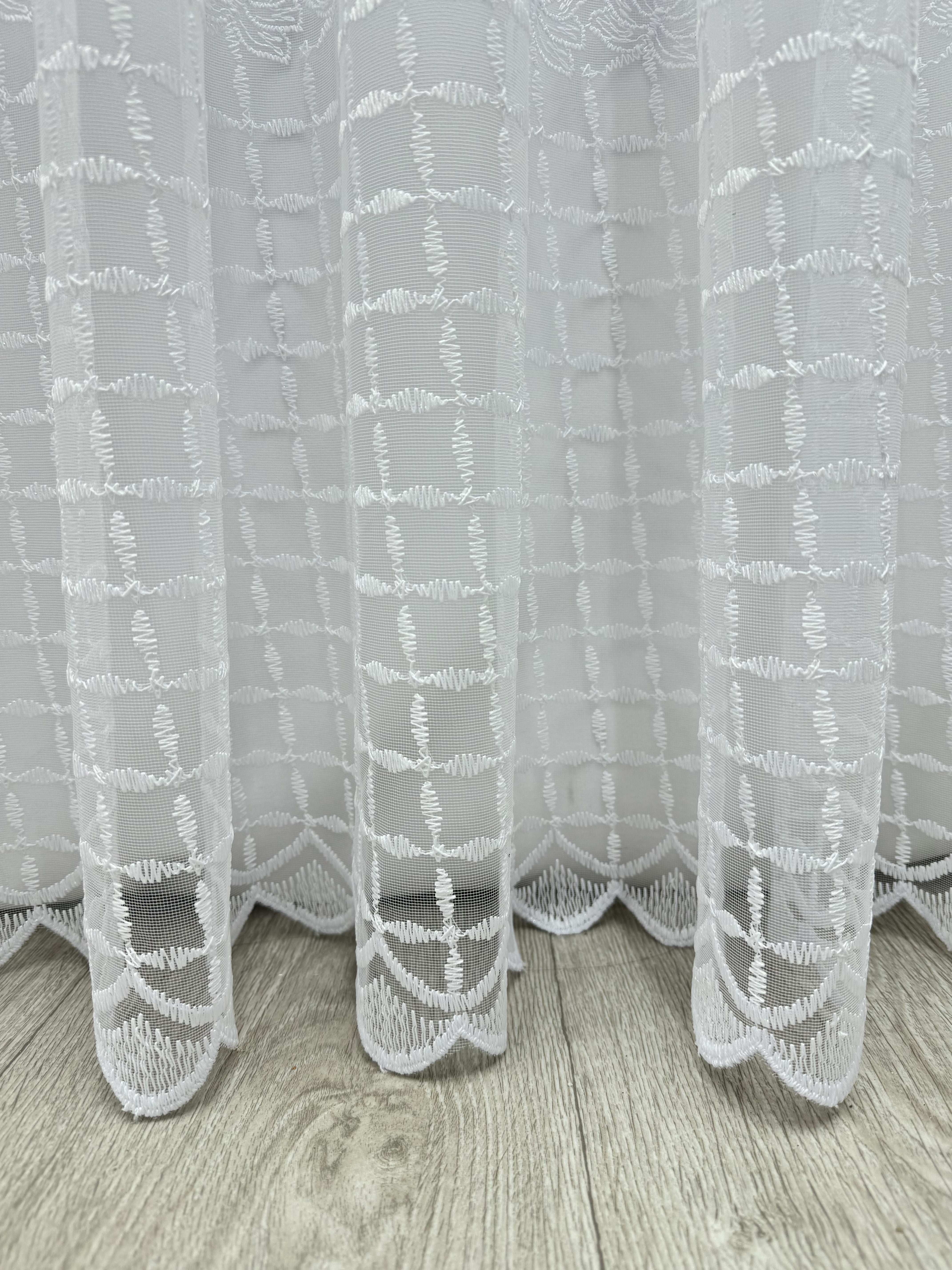 Sheer curtain based on fatin with embroidery, white color