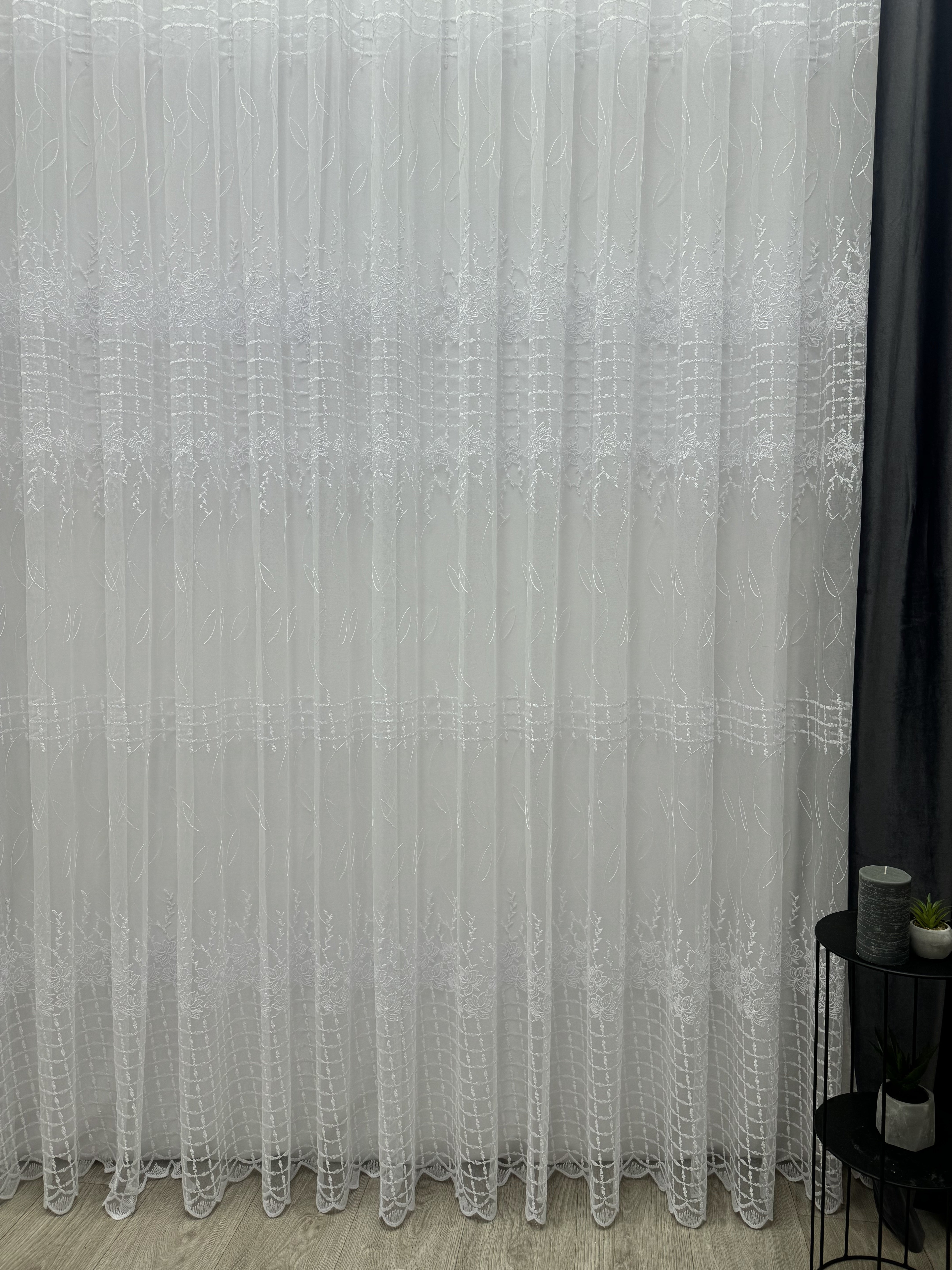 Sheer curtain based on fatin with embroidery, white color