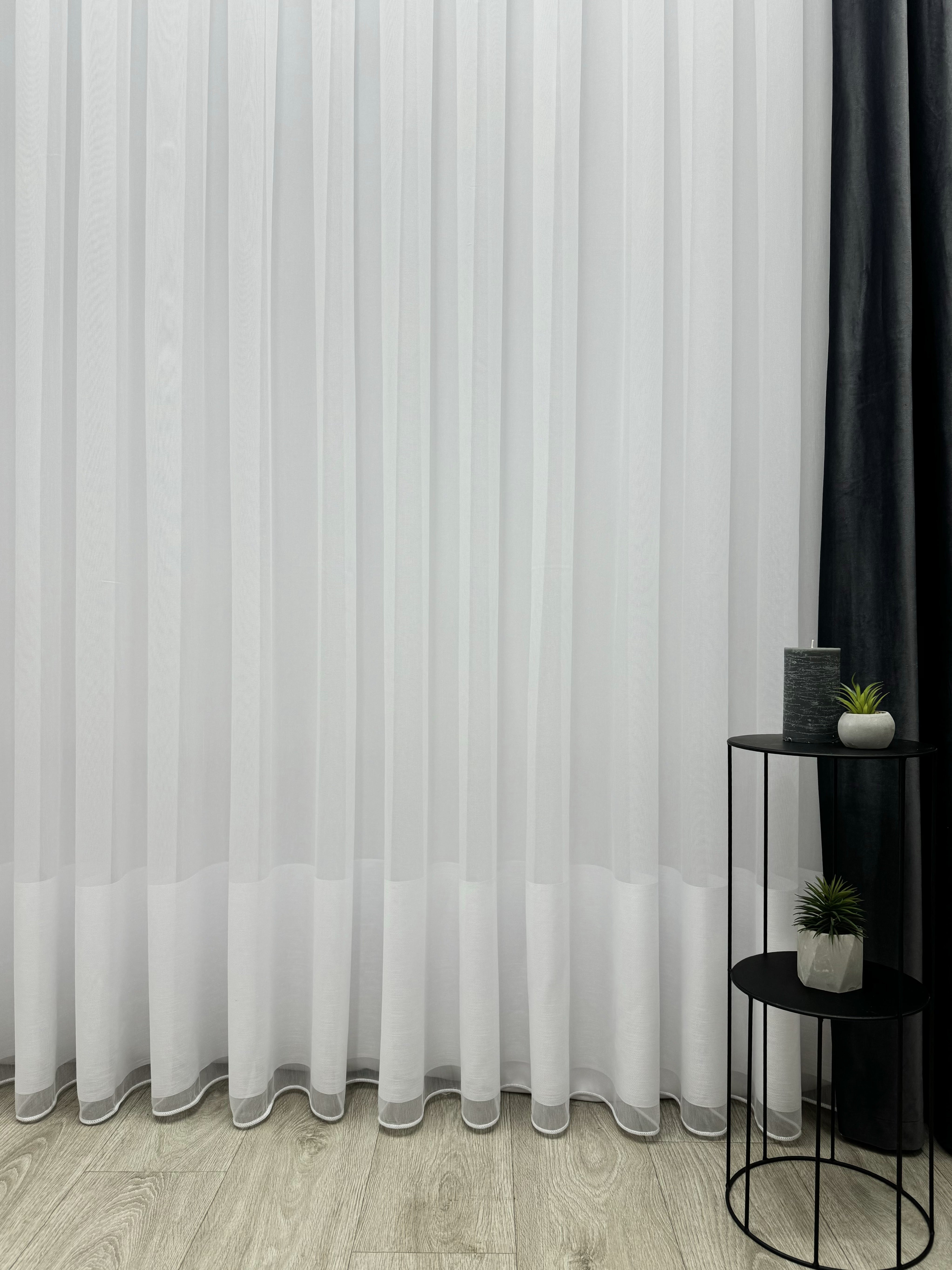 Bamboo-based sheer curtain with stripe on the bottom, white color