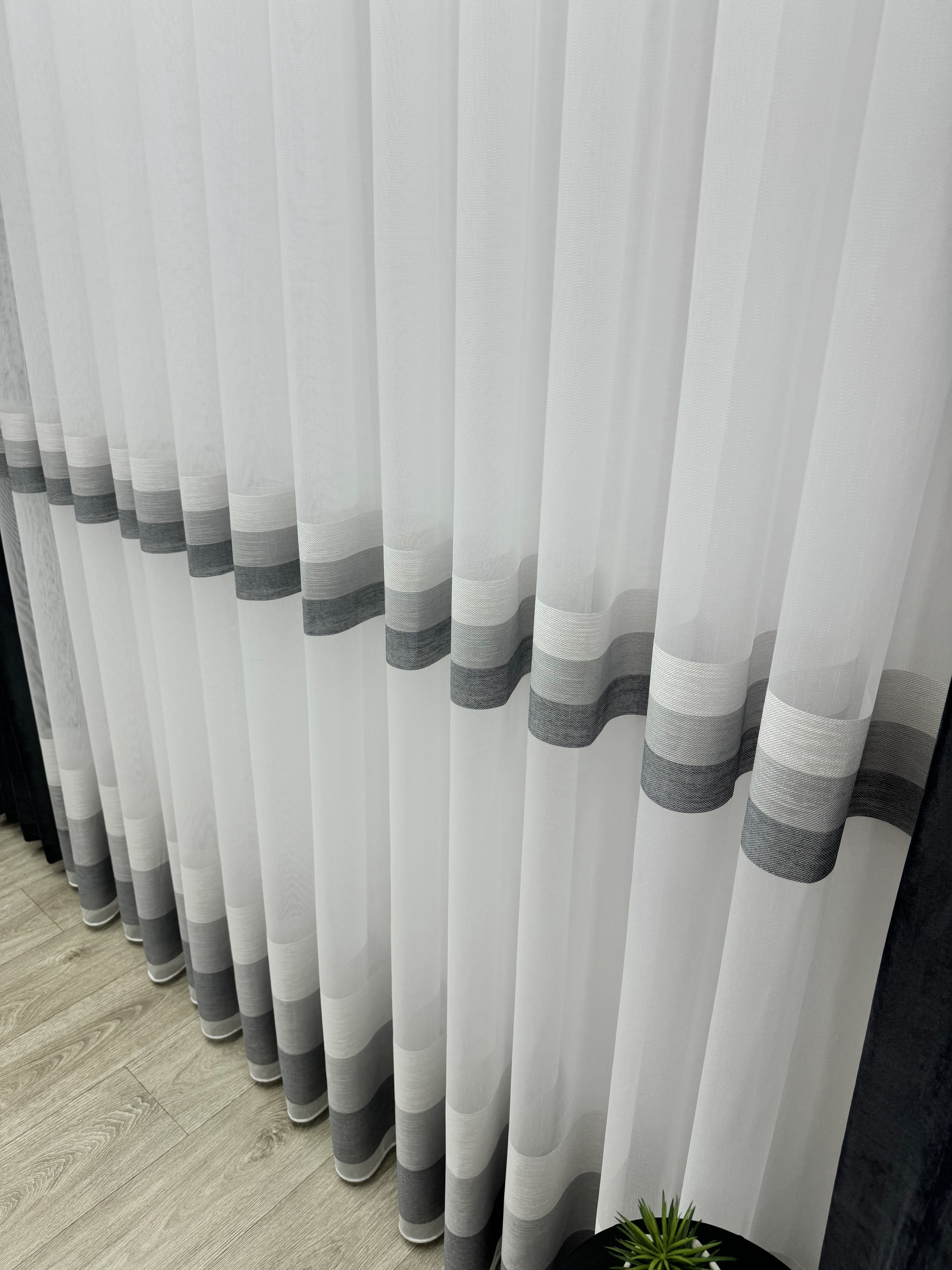 Bamboo-based sheer curtain with stripes, gray color
