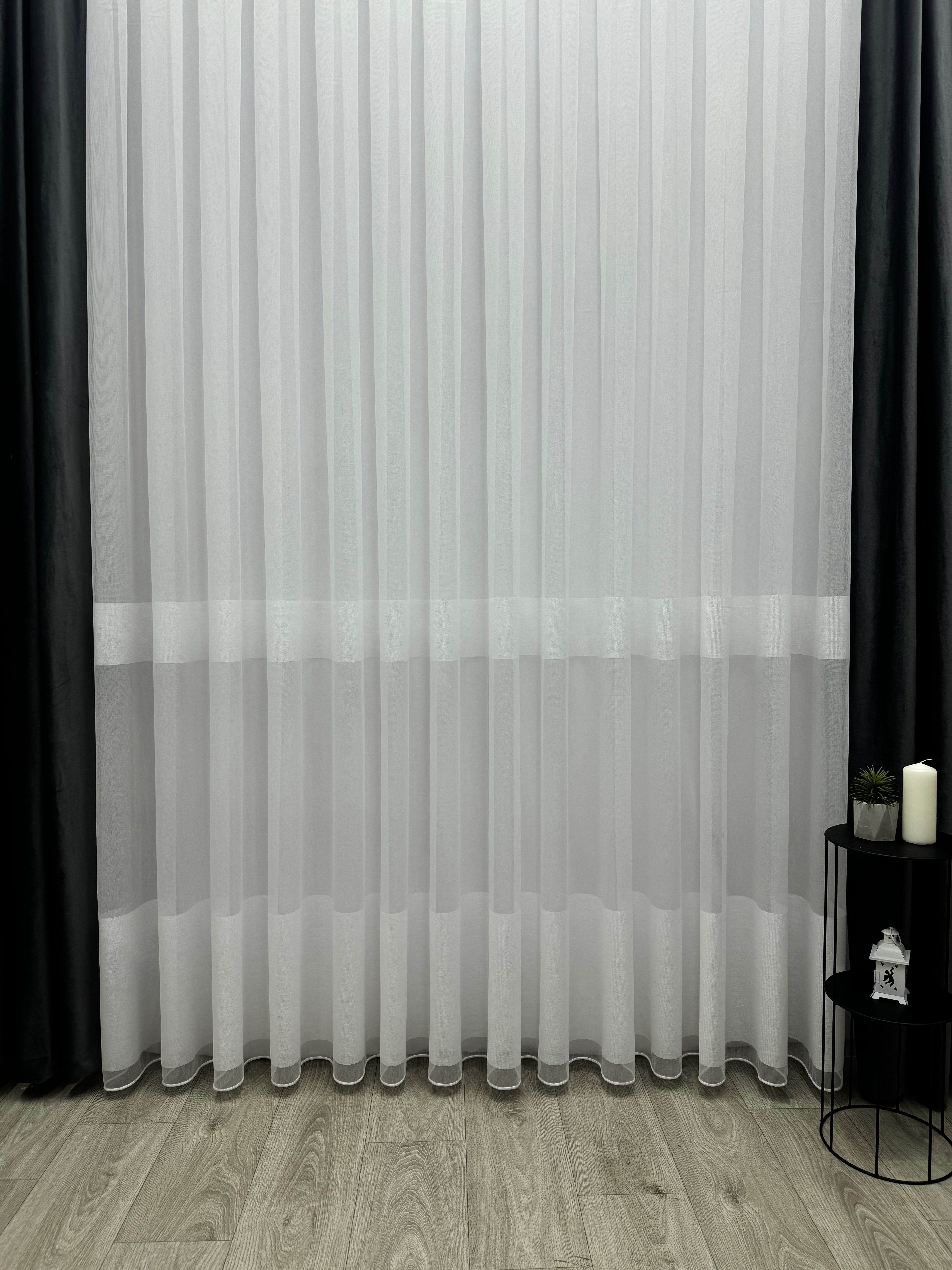 Bamboo-based sheer curtain with stripes, white color