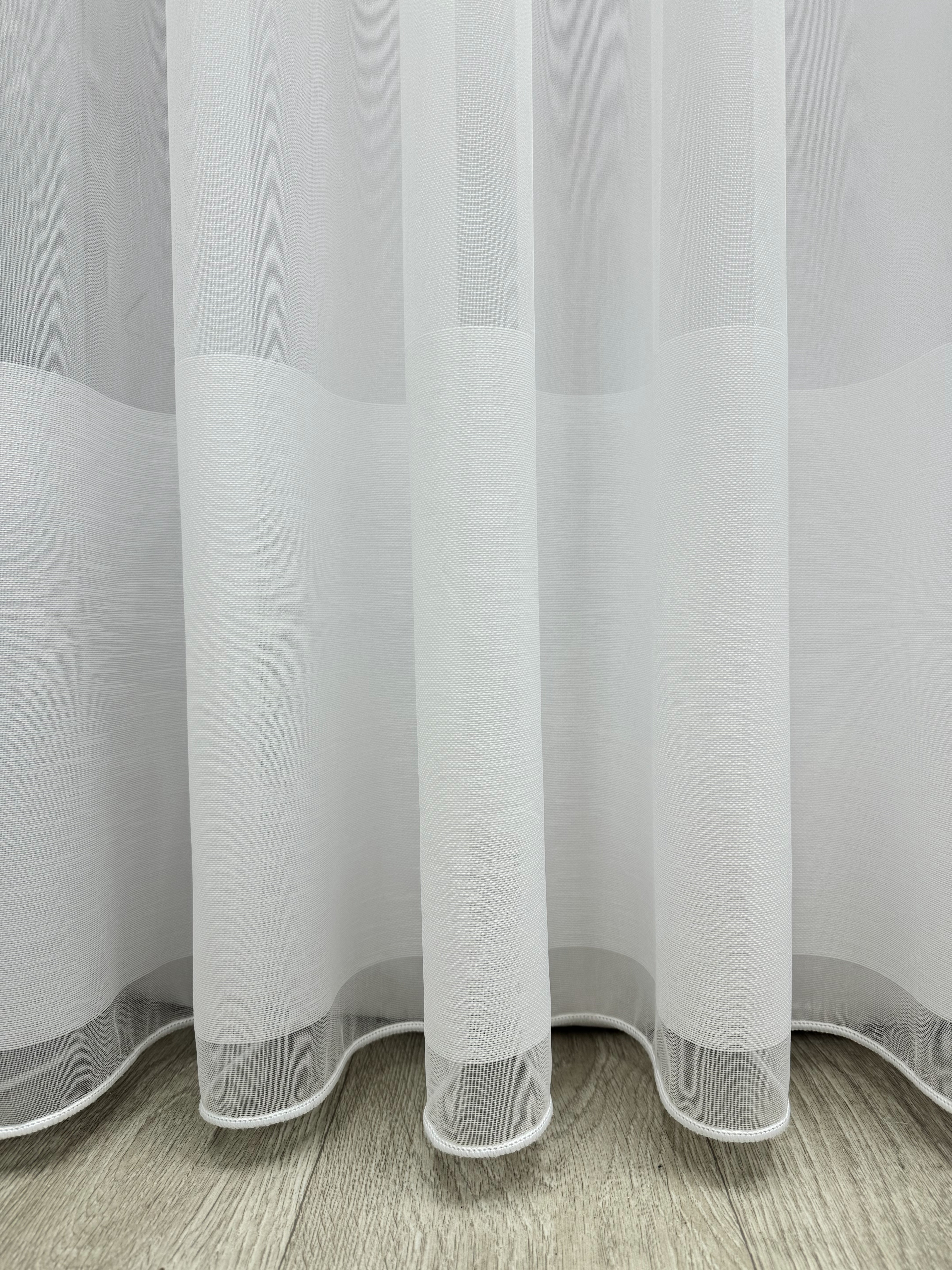 Bamboo-based sheer curtain with stripes, white color