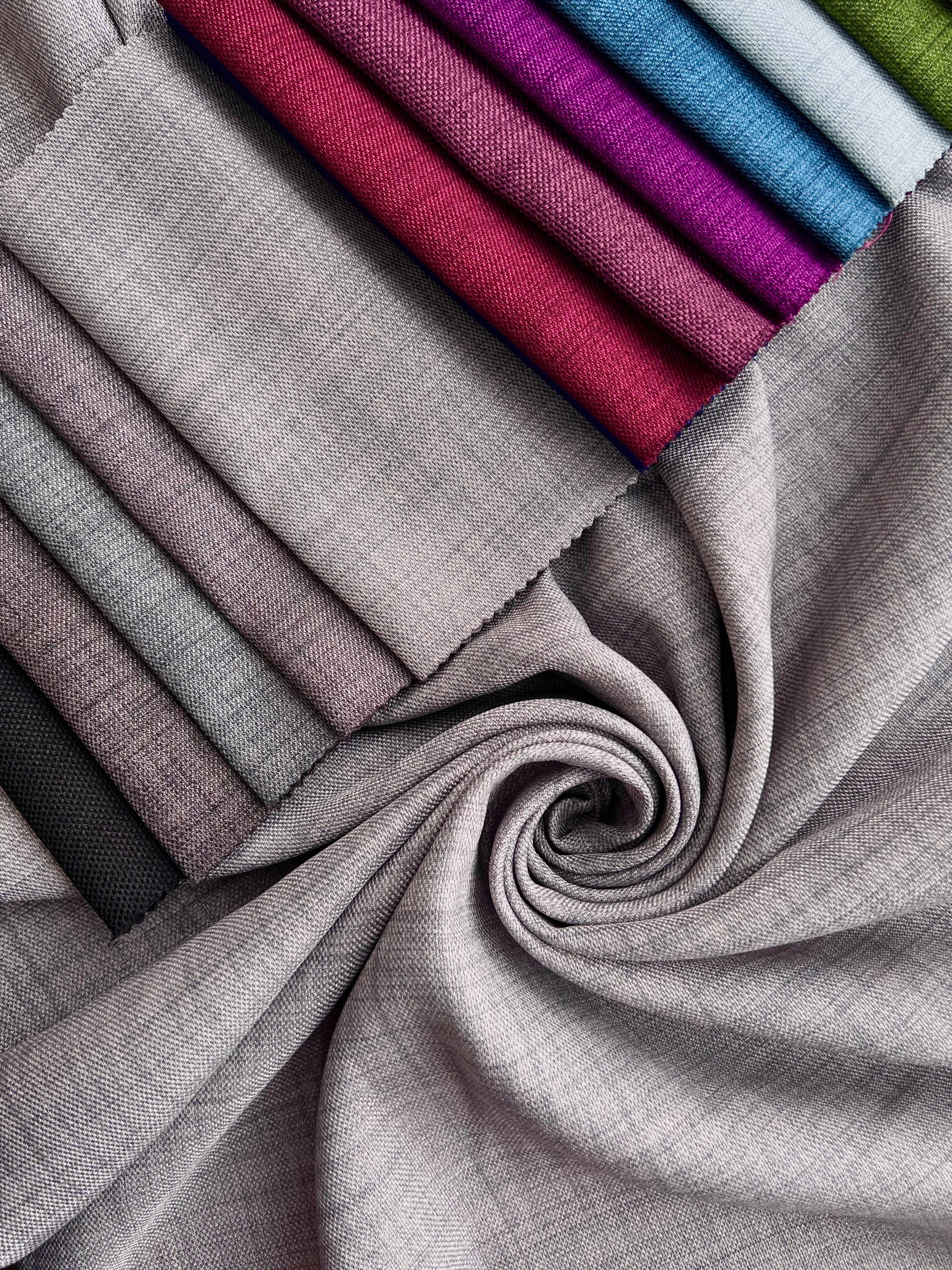 Plain linen curtain with blackout lining, light gray color