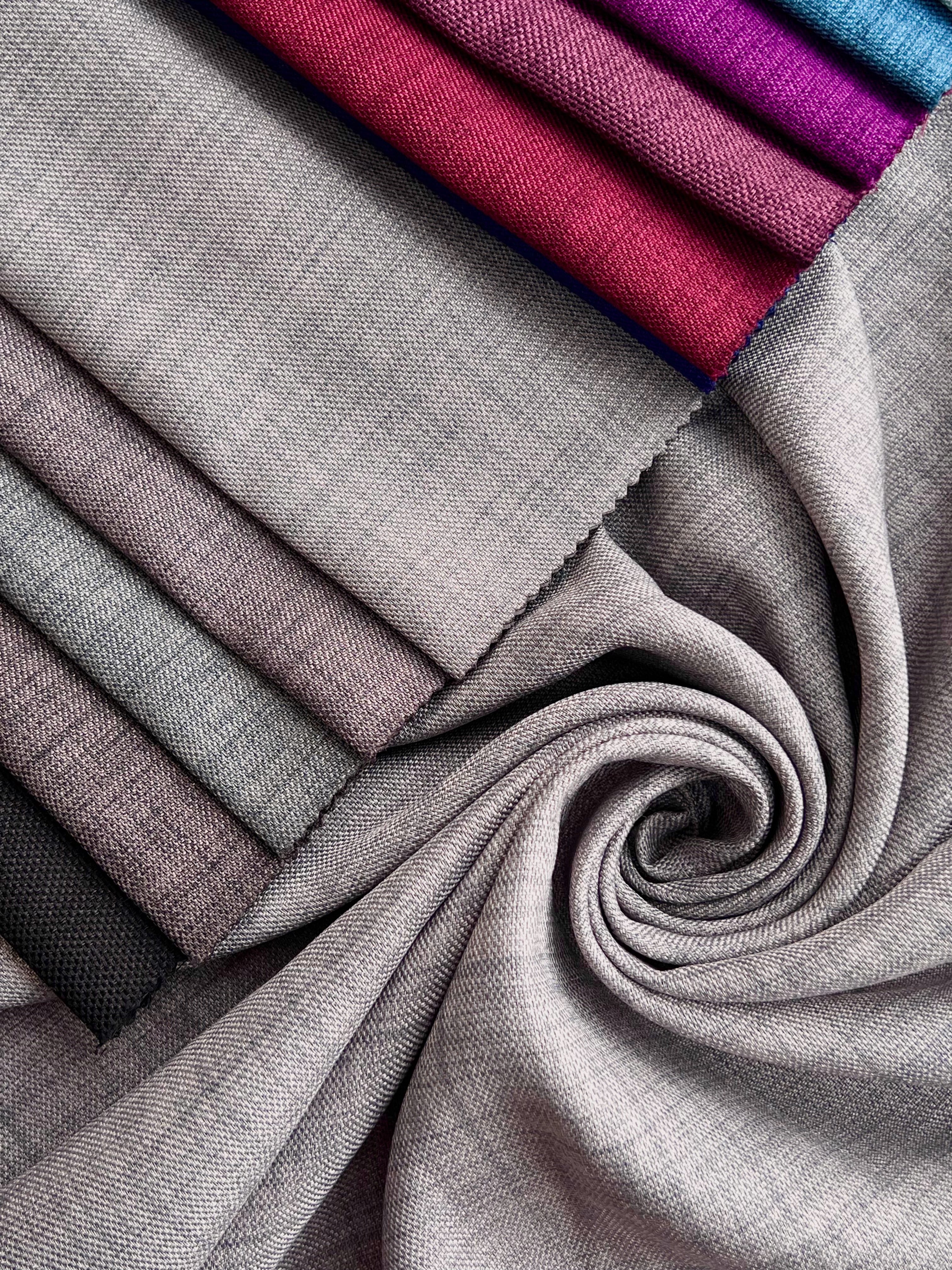 Plain linen curtain with blackout lining, light gray color