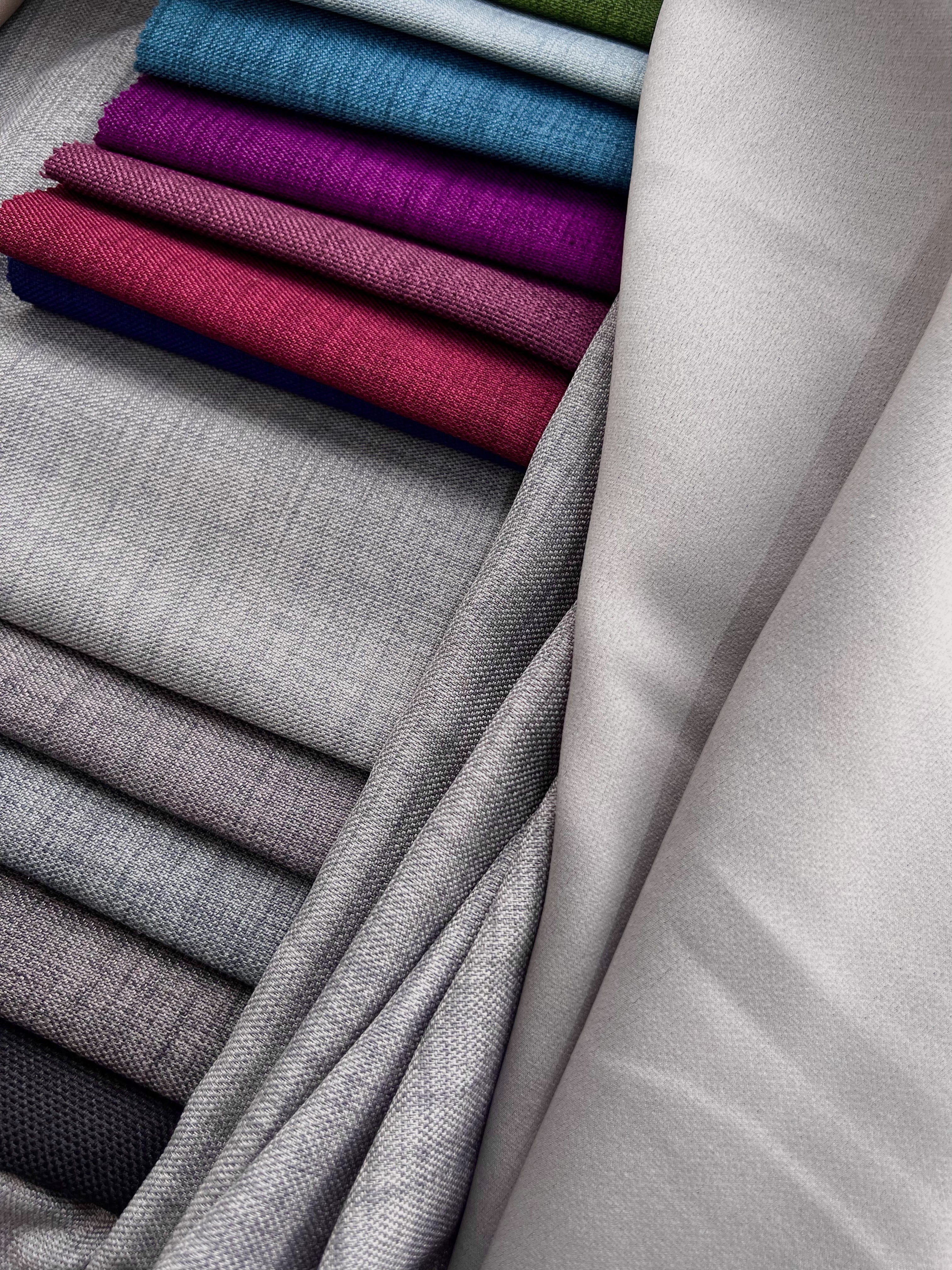 Plain linen curtain with blackout lining, light gray color