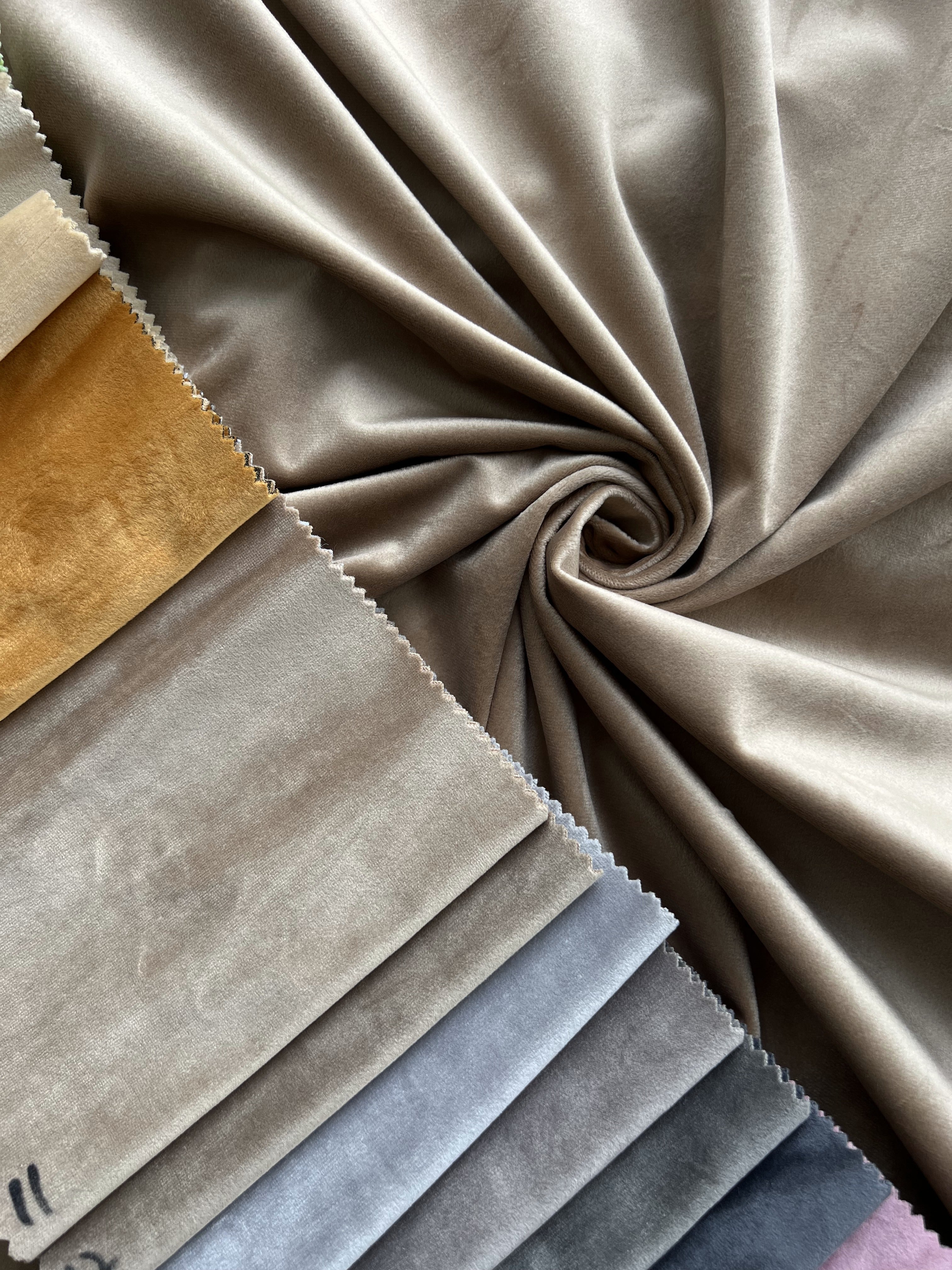 Velvet plain curtains, gold color