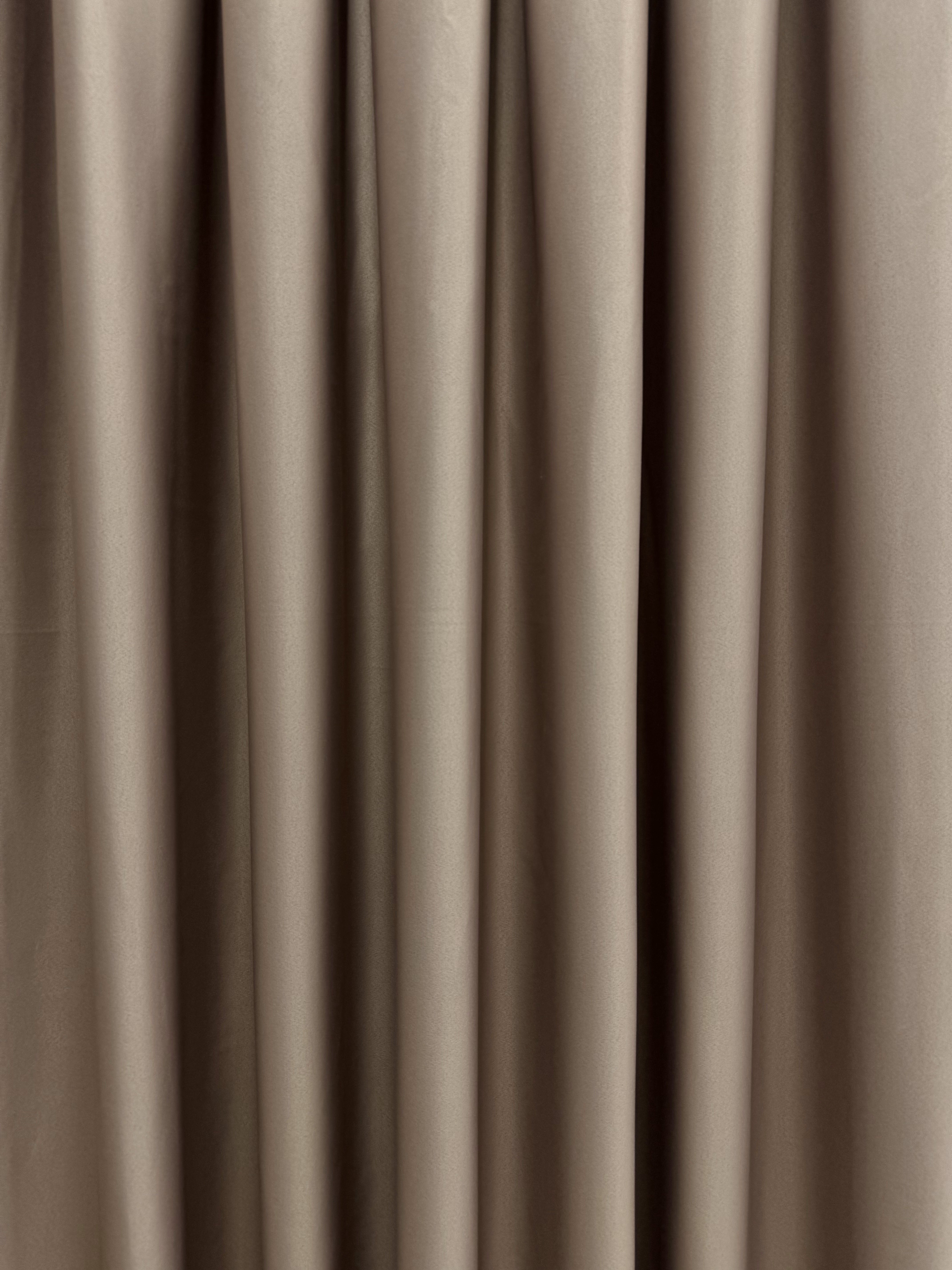 Monochrome "Blackout" curtain, light lavender color