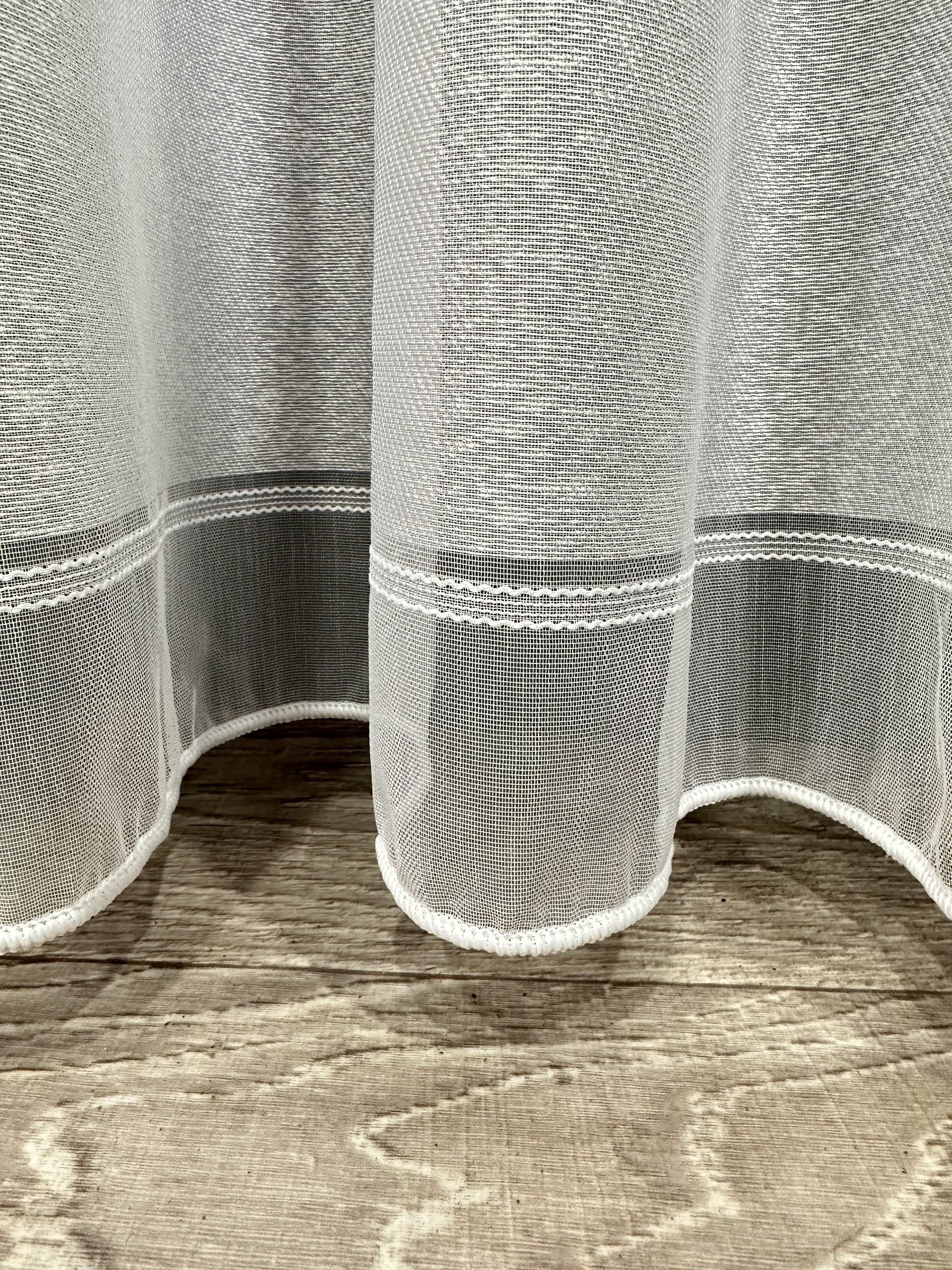 Bamboo-based tulle with chenille embroidery, white color