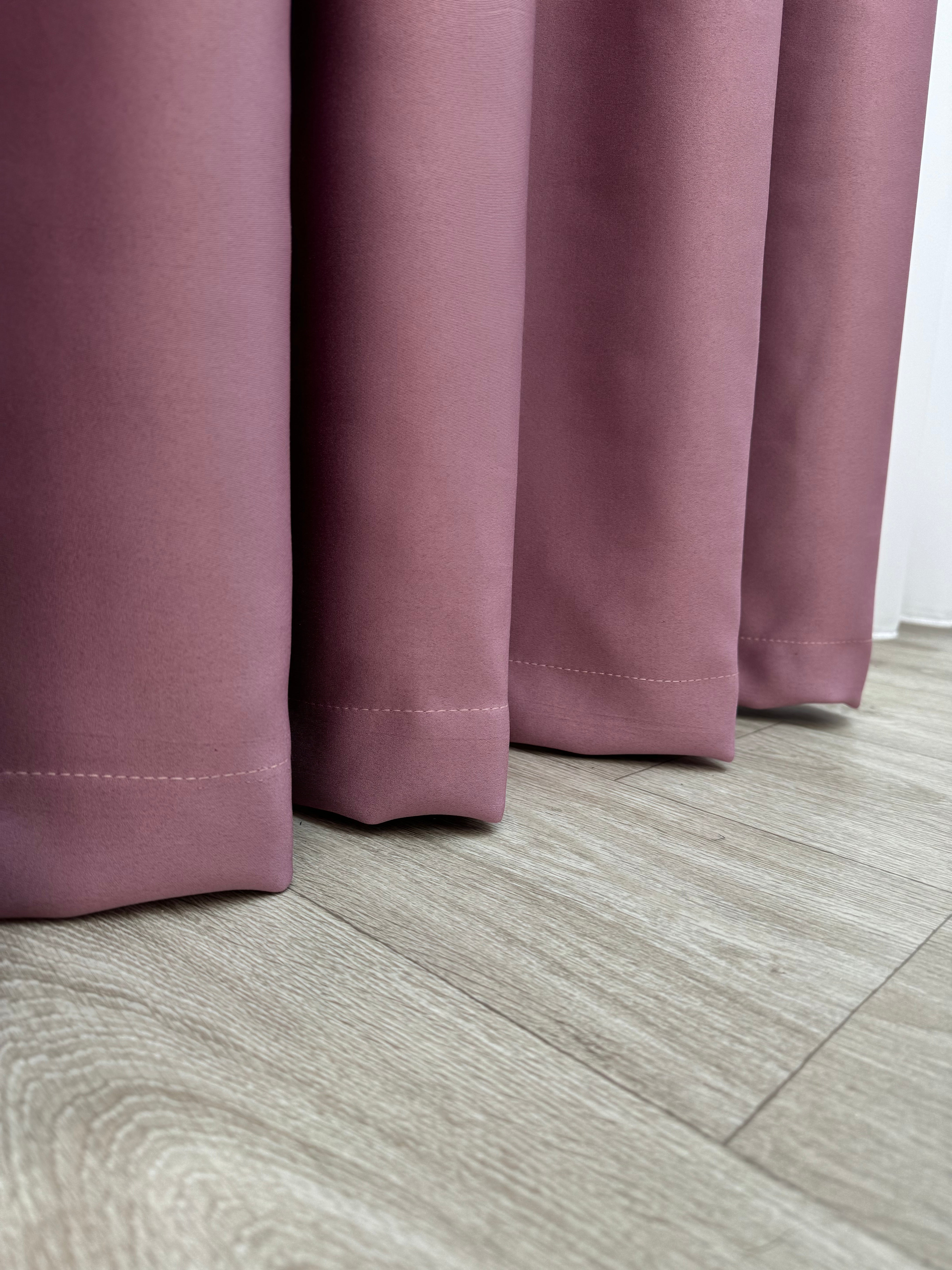 Monochrome "Blackout" curtain, lavender color