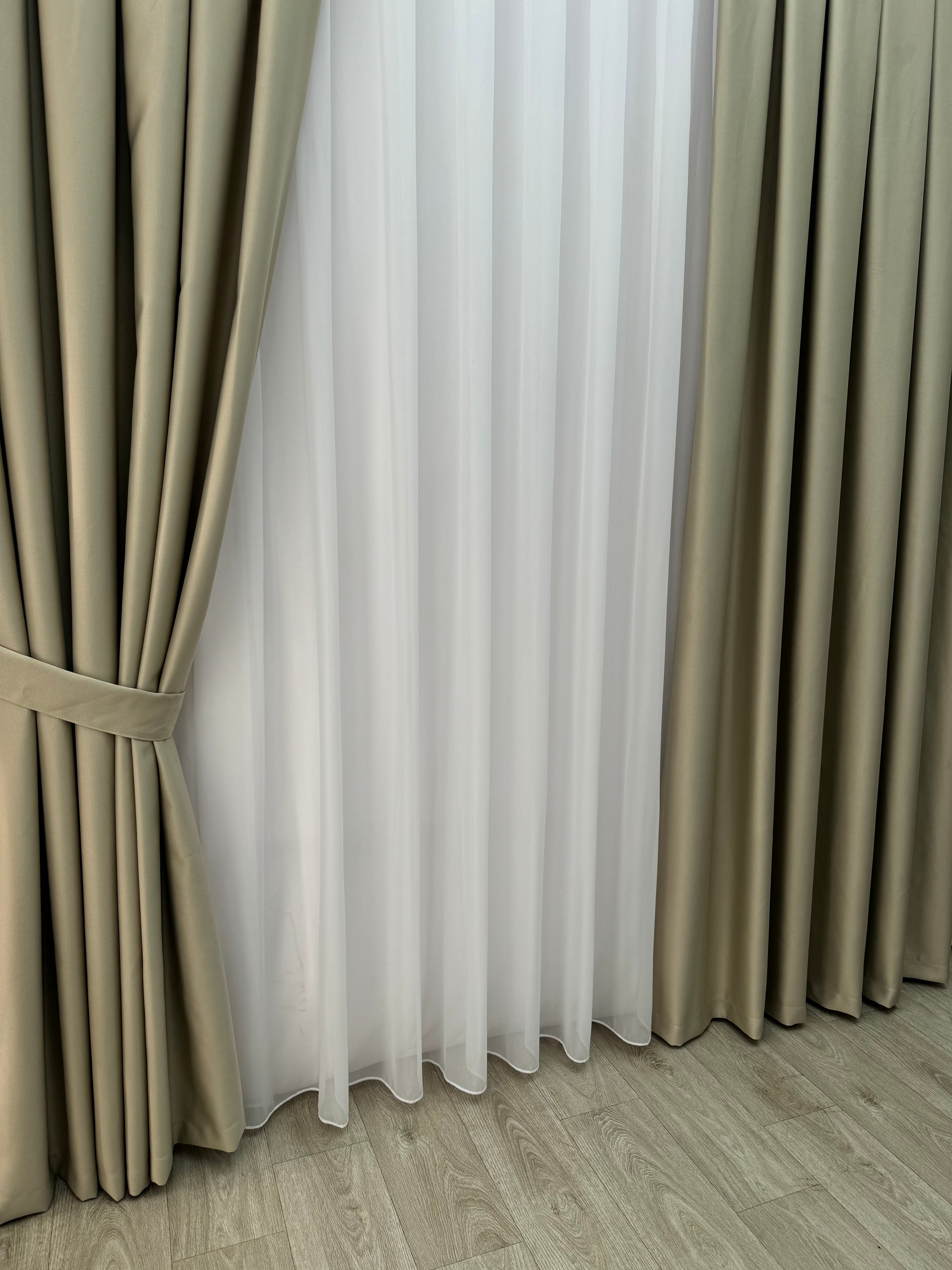 Monochrome "Blackout" curtain, gray-beige color