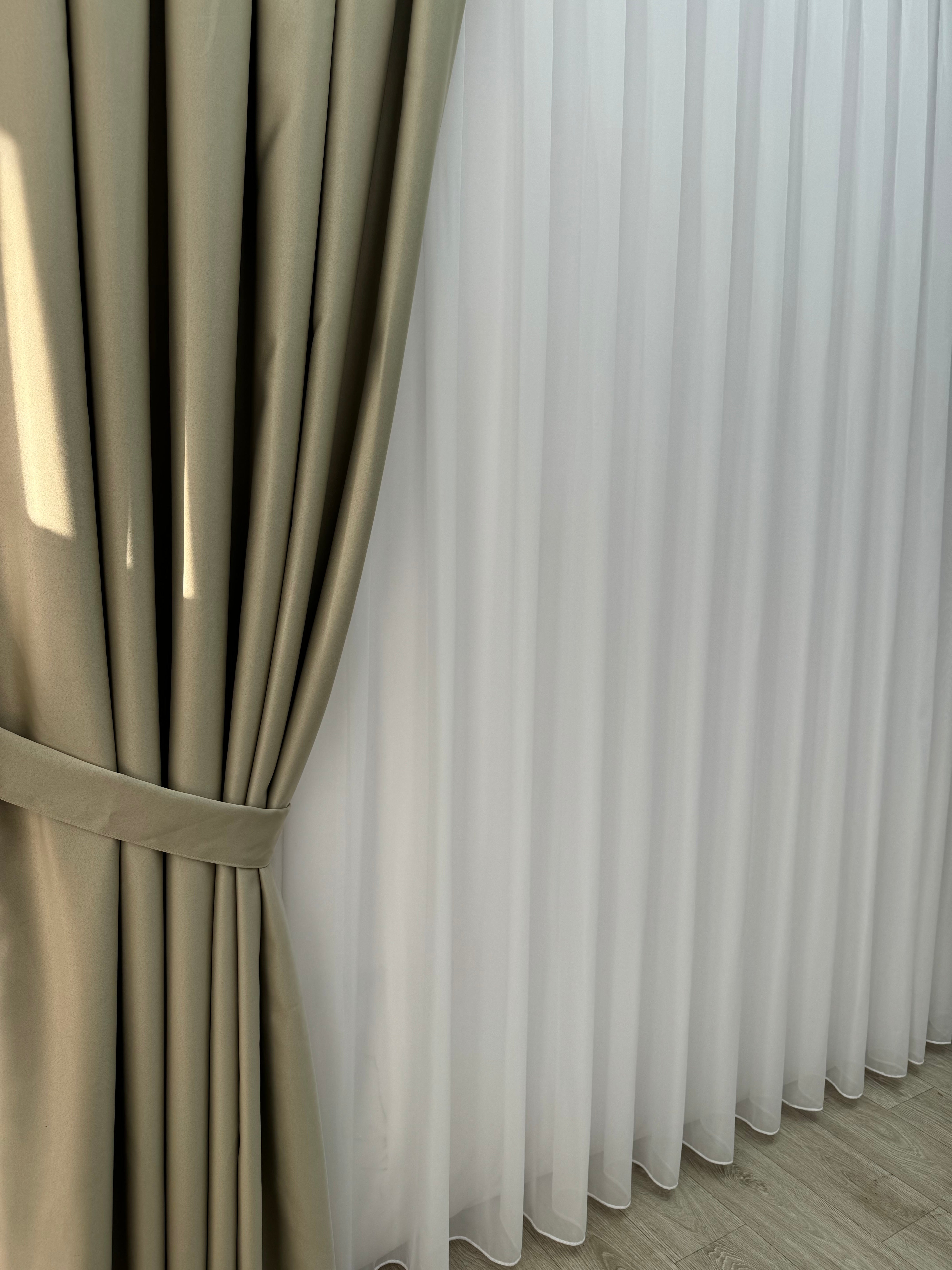 Monochrome "Blackout" curtain, gray-beige color