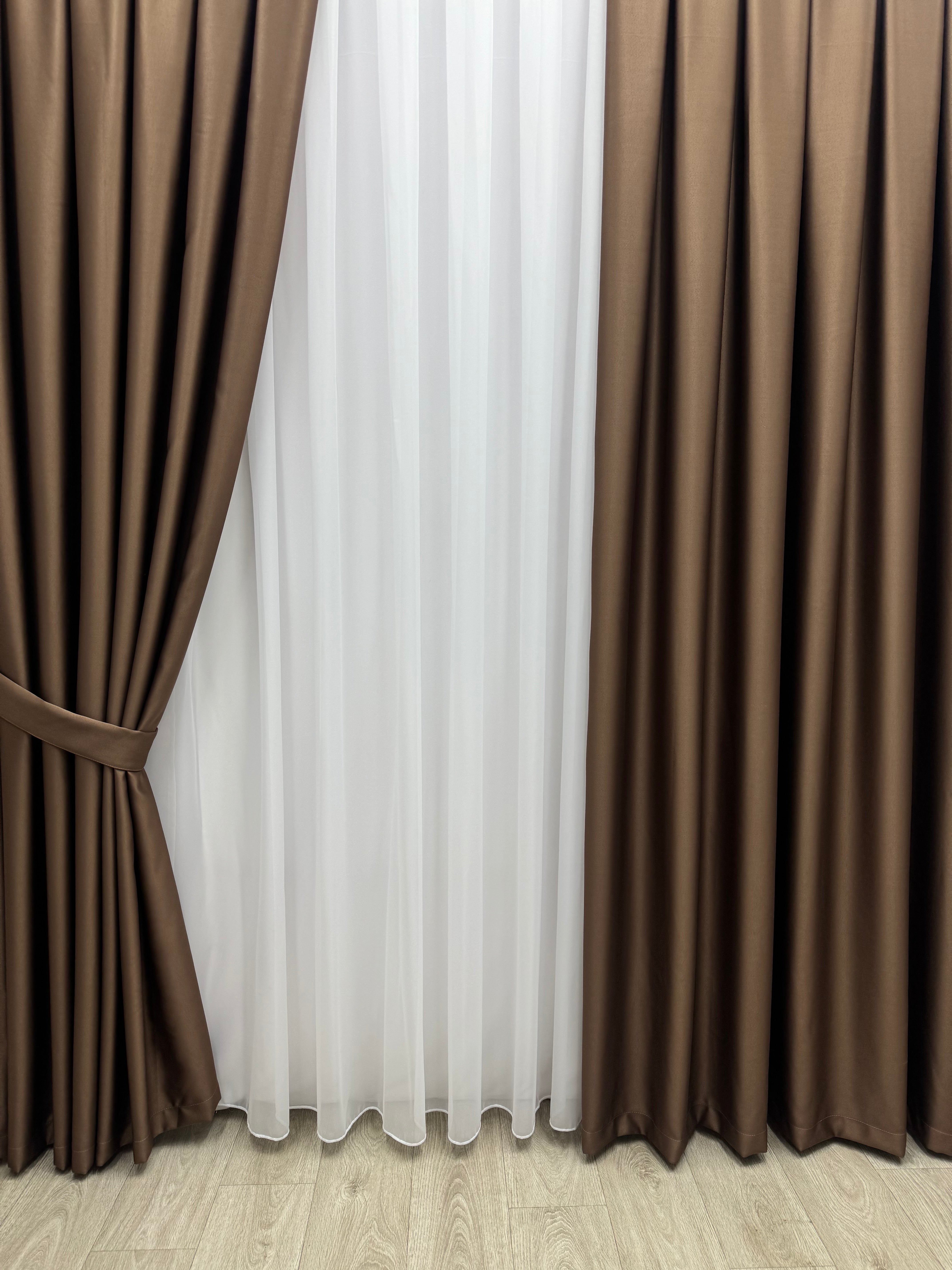Monochrome "Blackout" curtain, light brown color