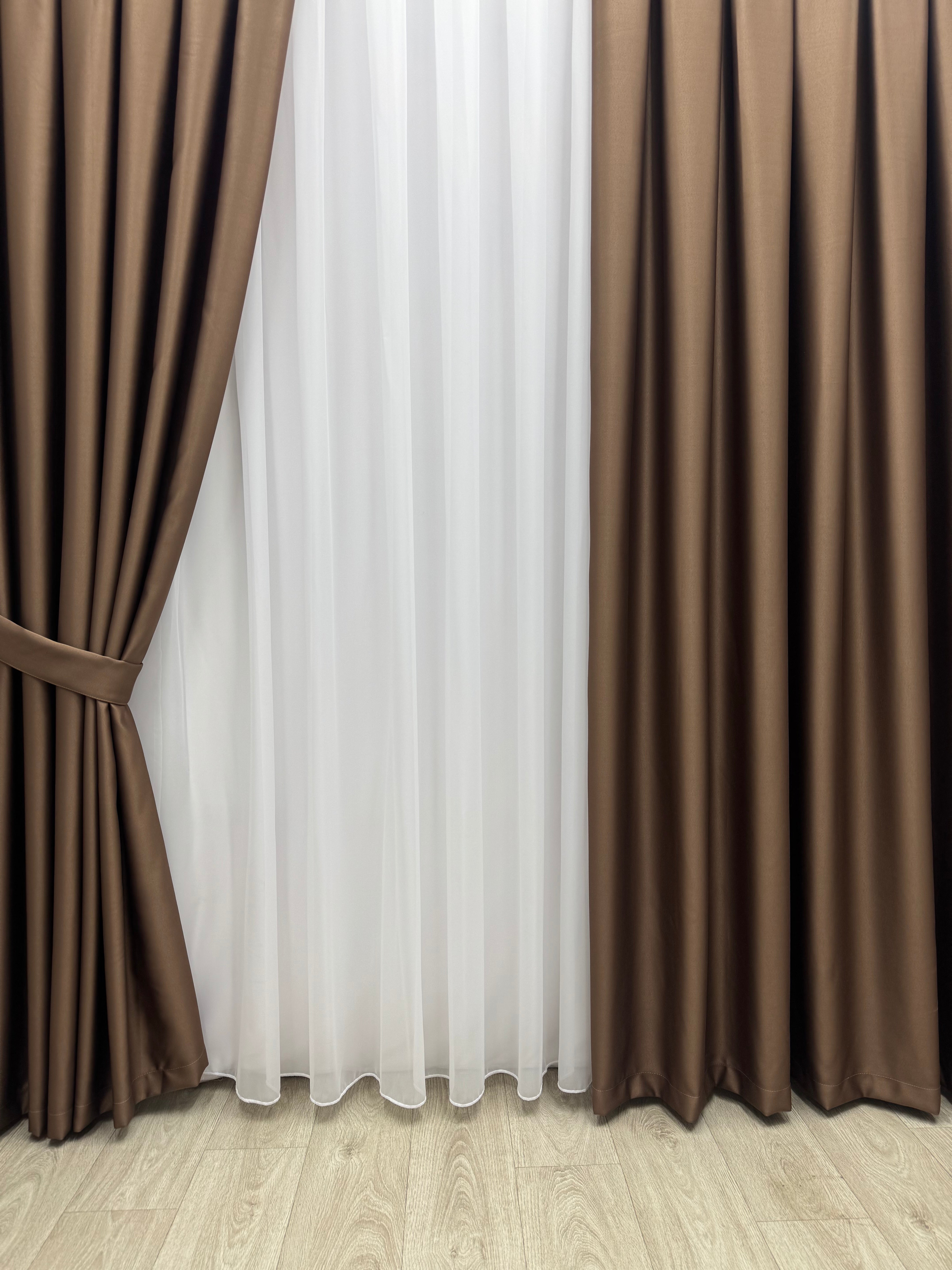 Monochrome "Blackout" curtain, light brown color