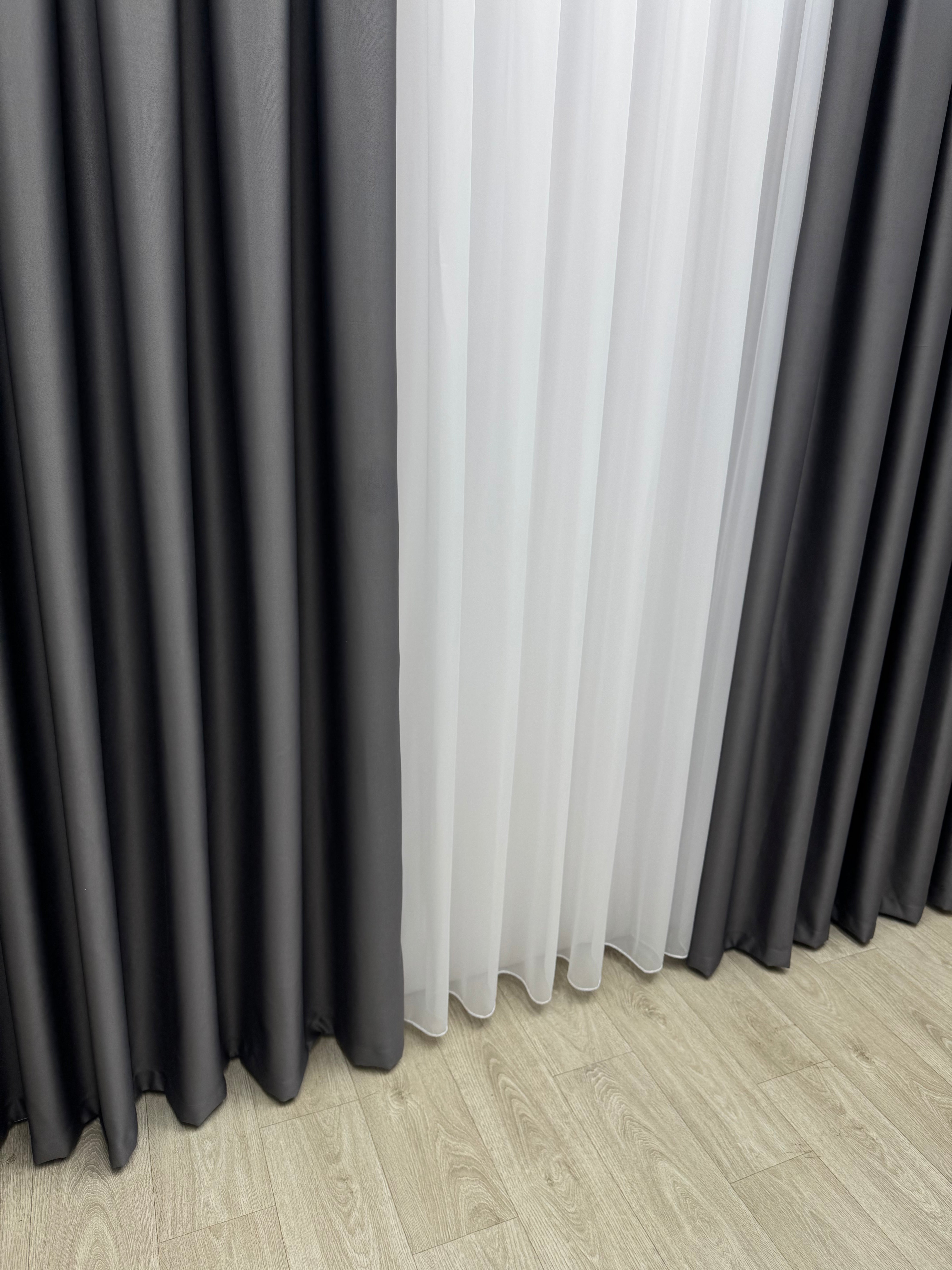 Monochrome "Blackout" curtain, dark gray color