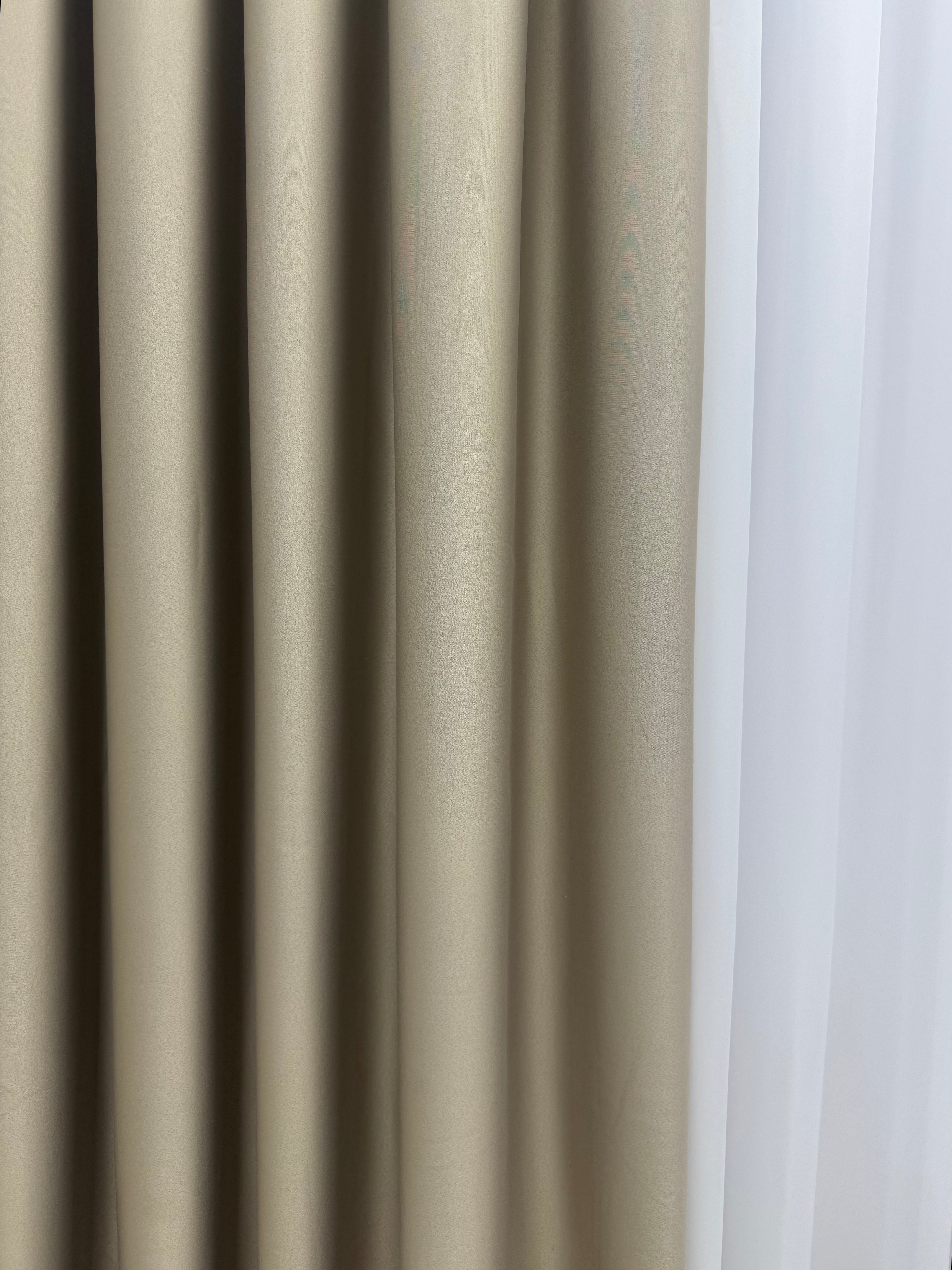 Monochrome "Blackout" curtain, cappuccino color