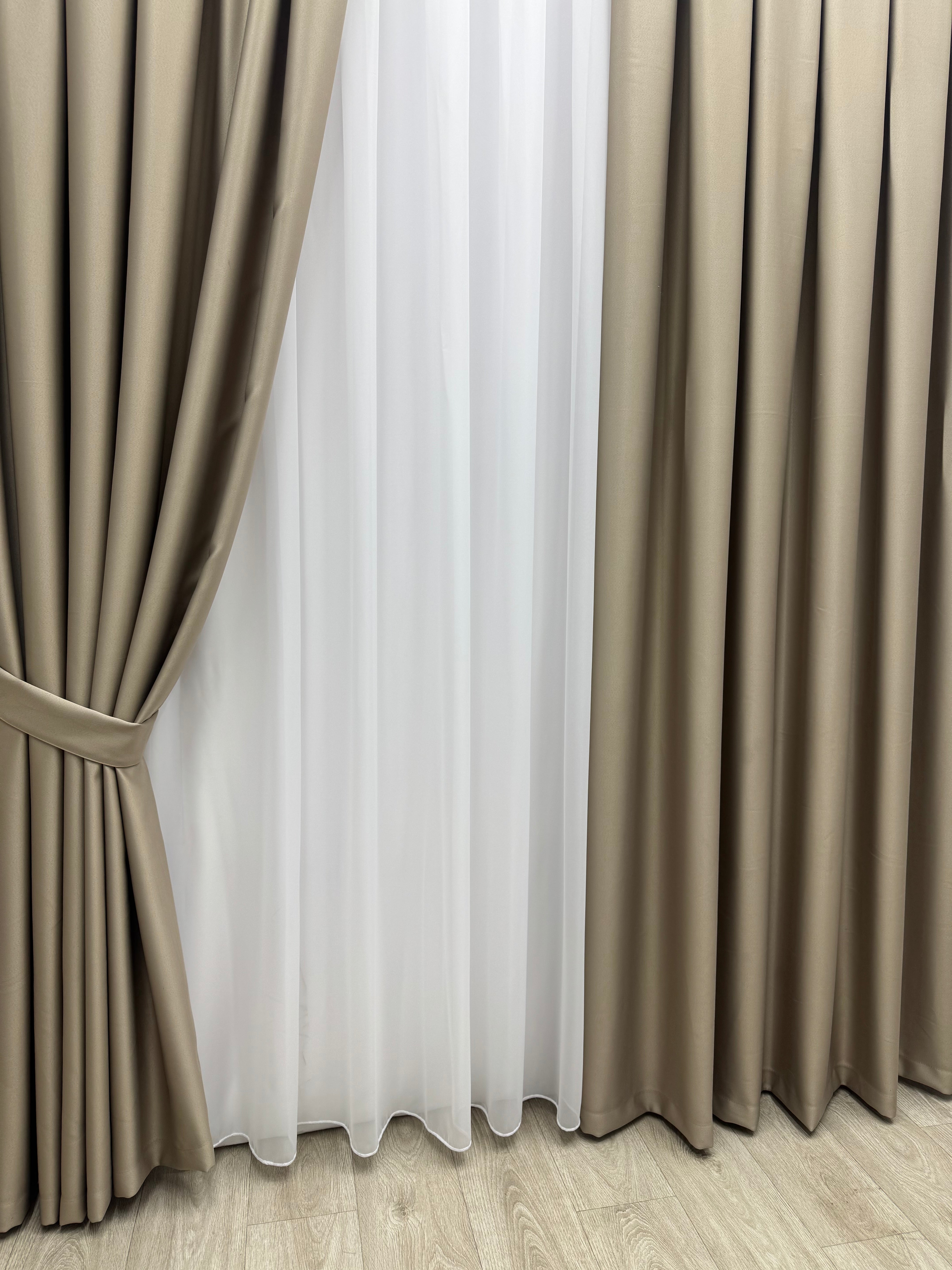 Monochrome "Blackout" curtain, cappuccino color