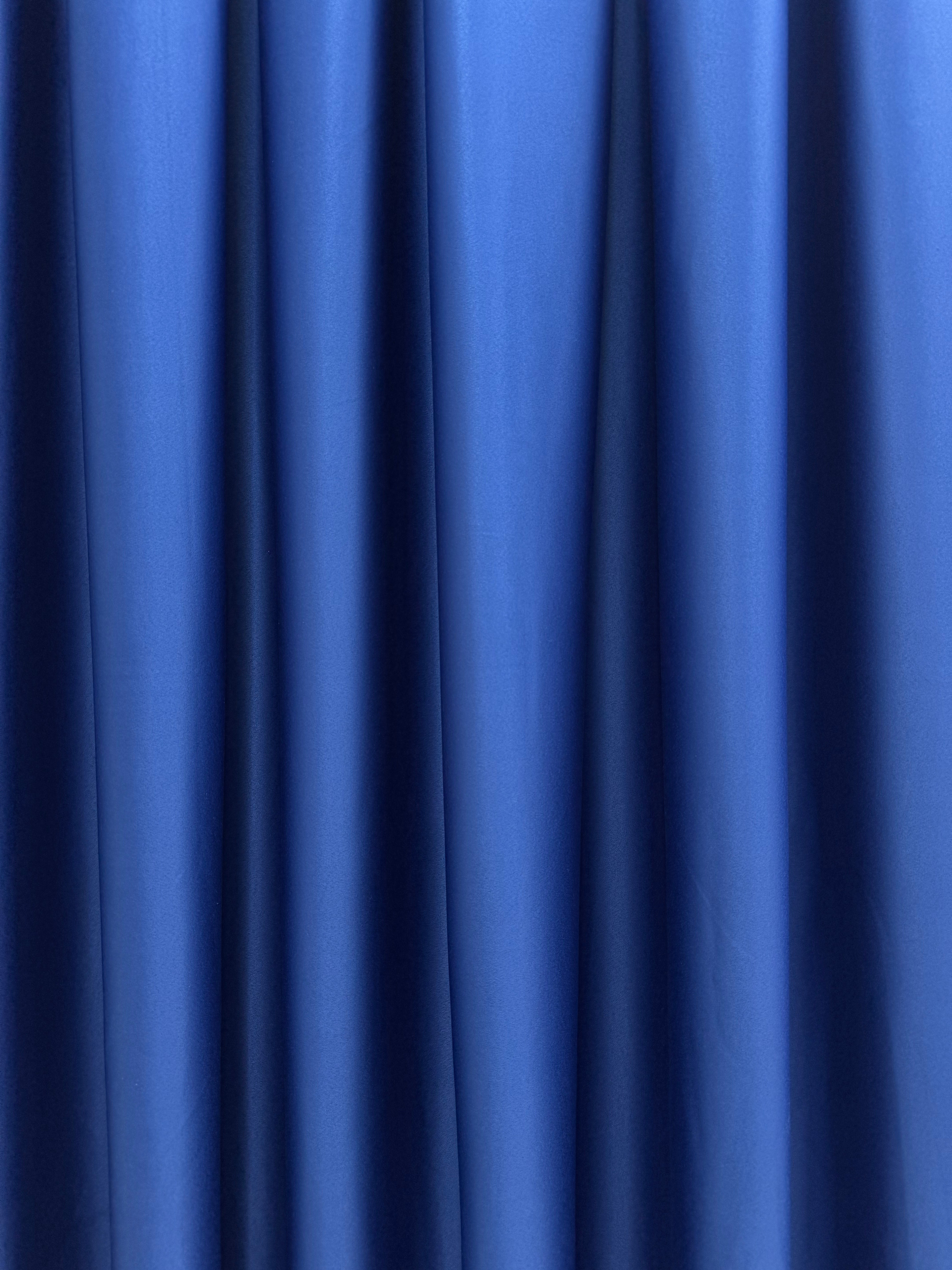 Monochrome "Blackout" curtain, dark blue color