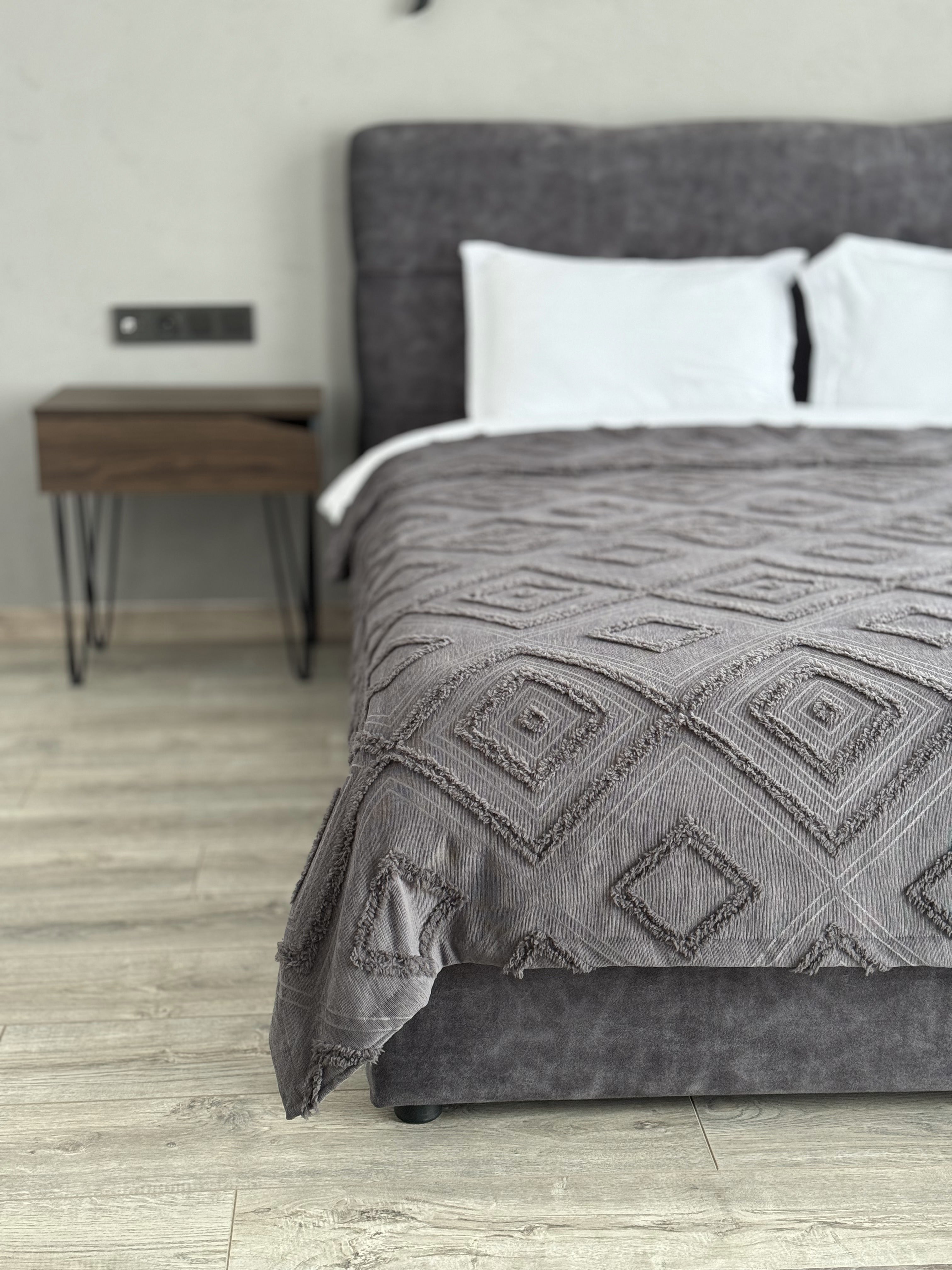 Scandinavian bedspread, 100% cotton, graphite color