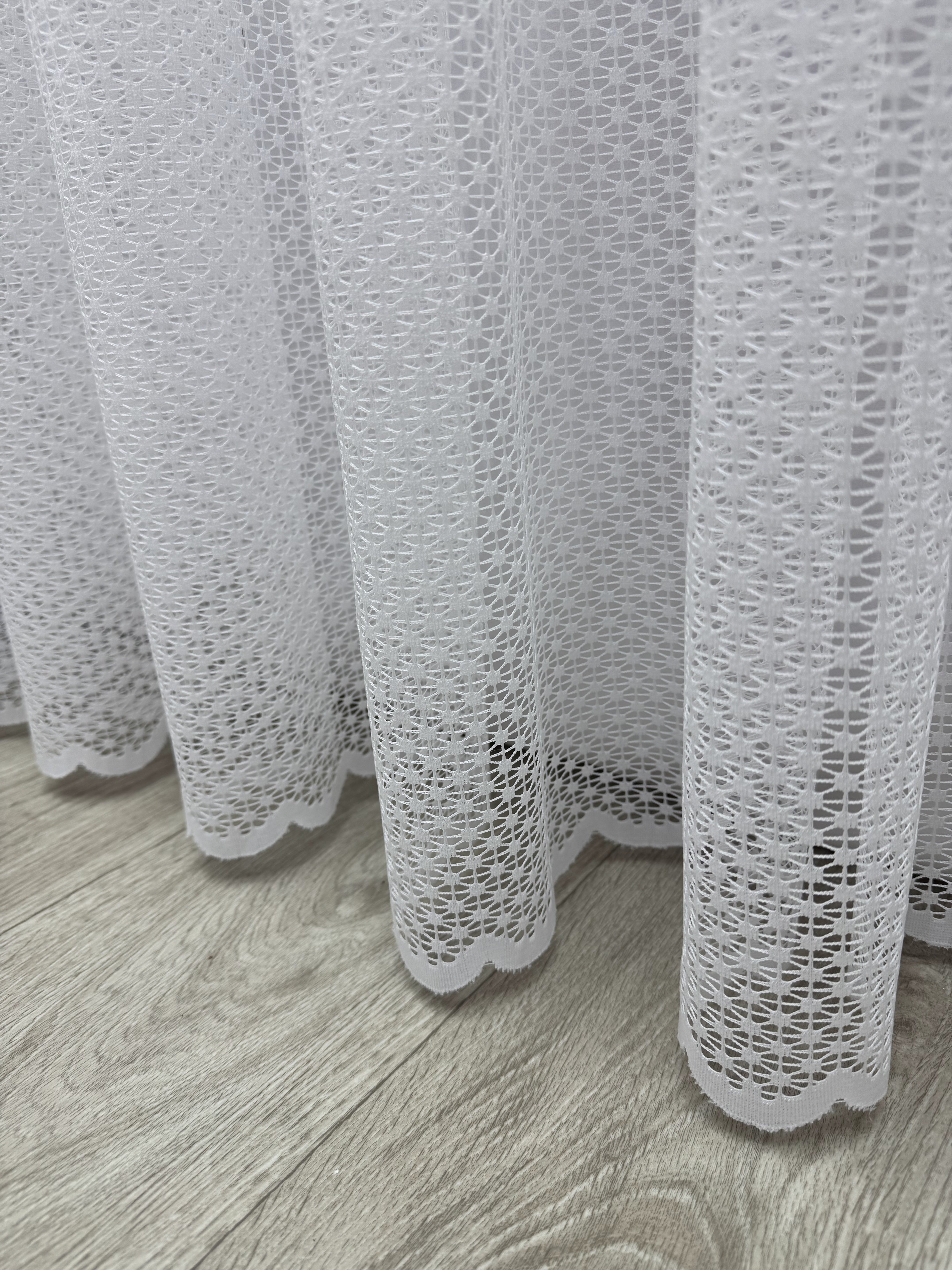 Guipure sheer curtain with embroidery, white color