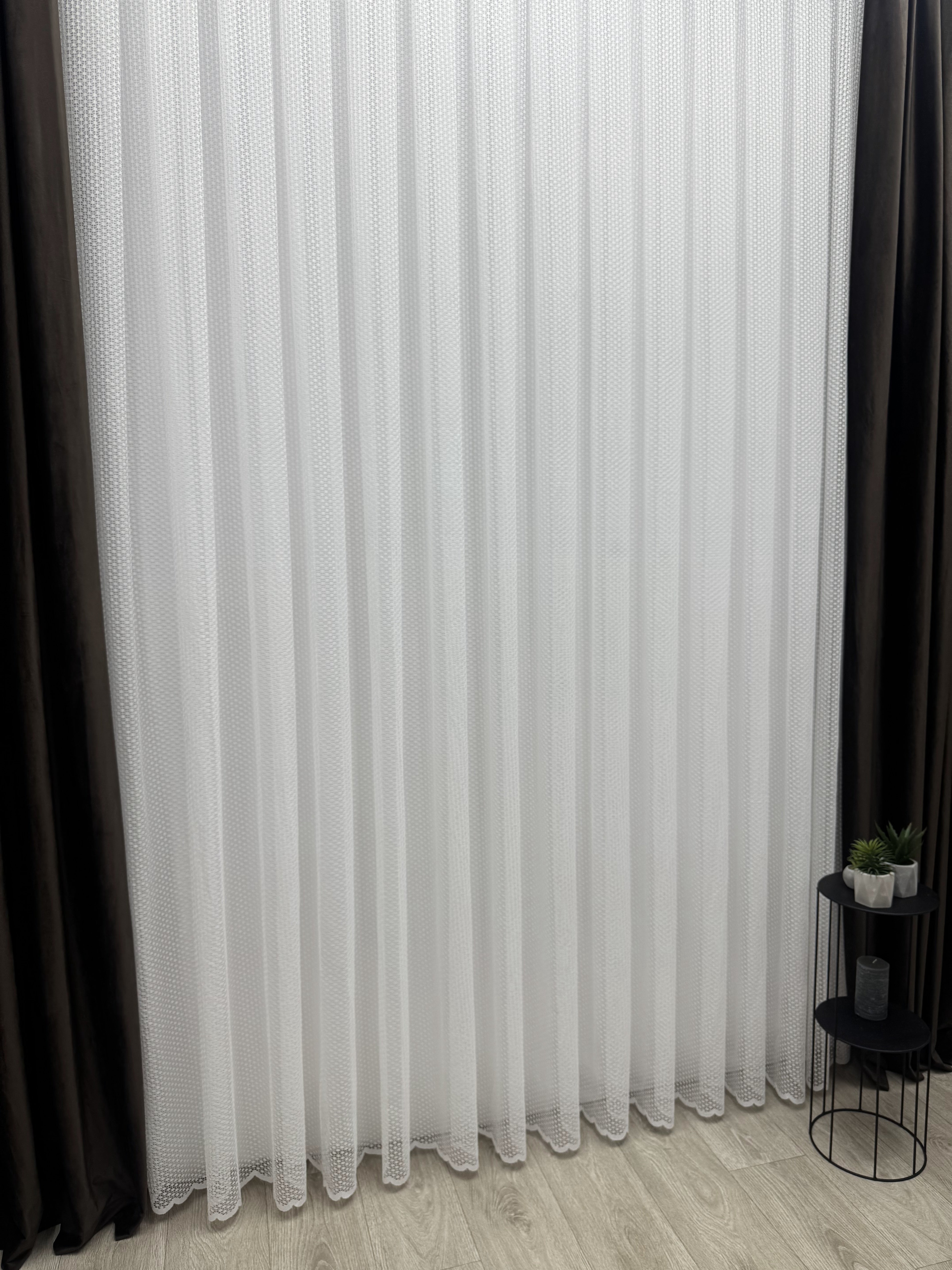Guipure sheer curtain with embroidery, milk color