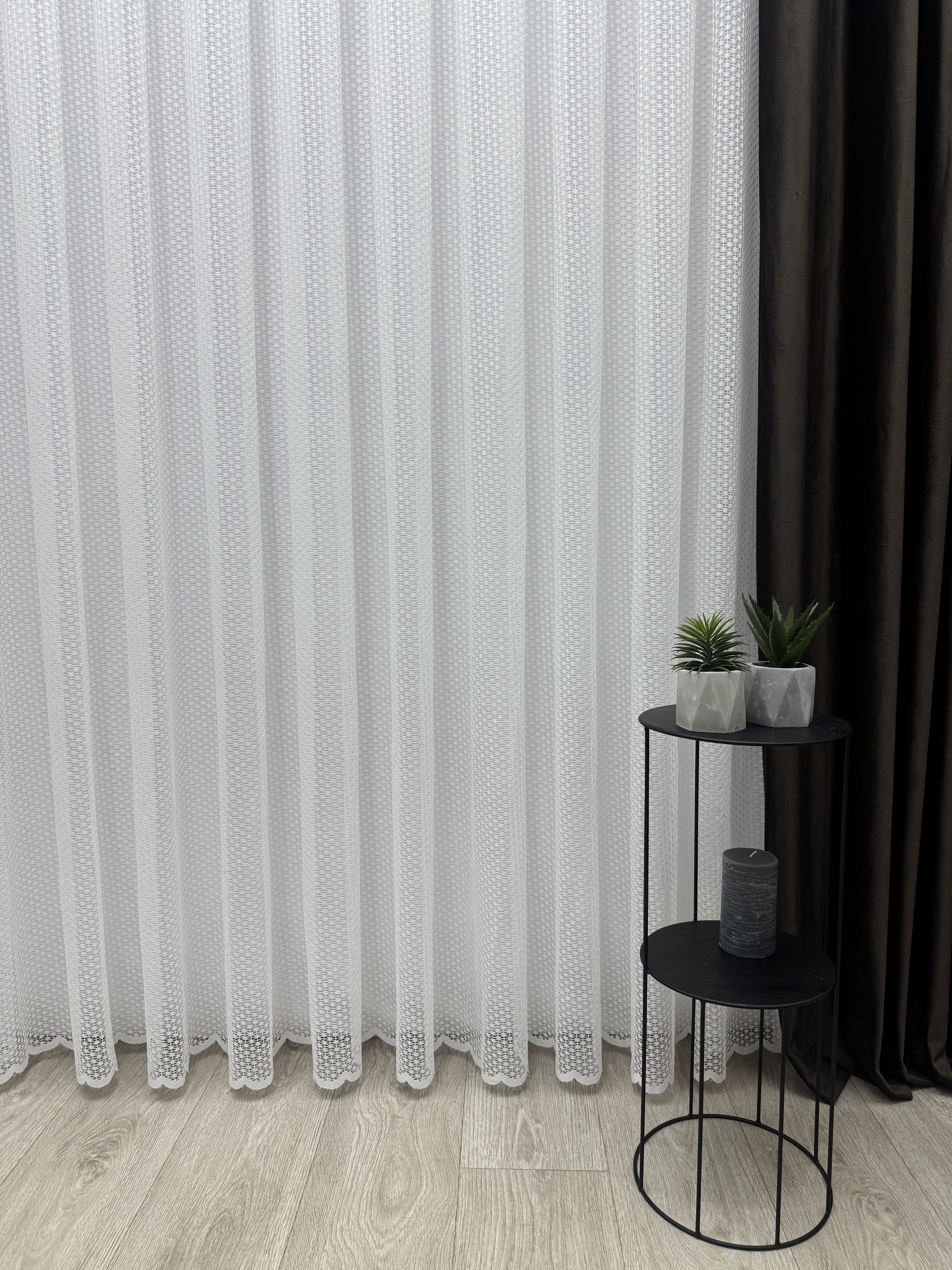 Guipure sheer curtain with embroidery, milk color