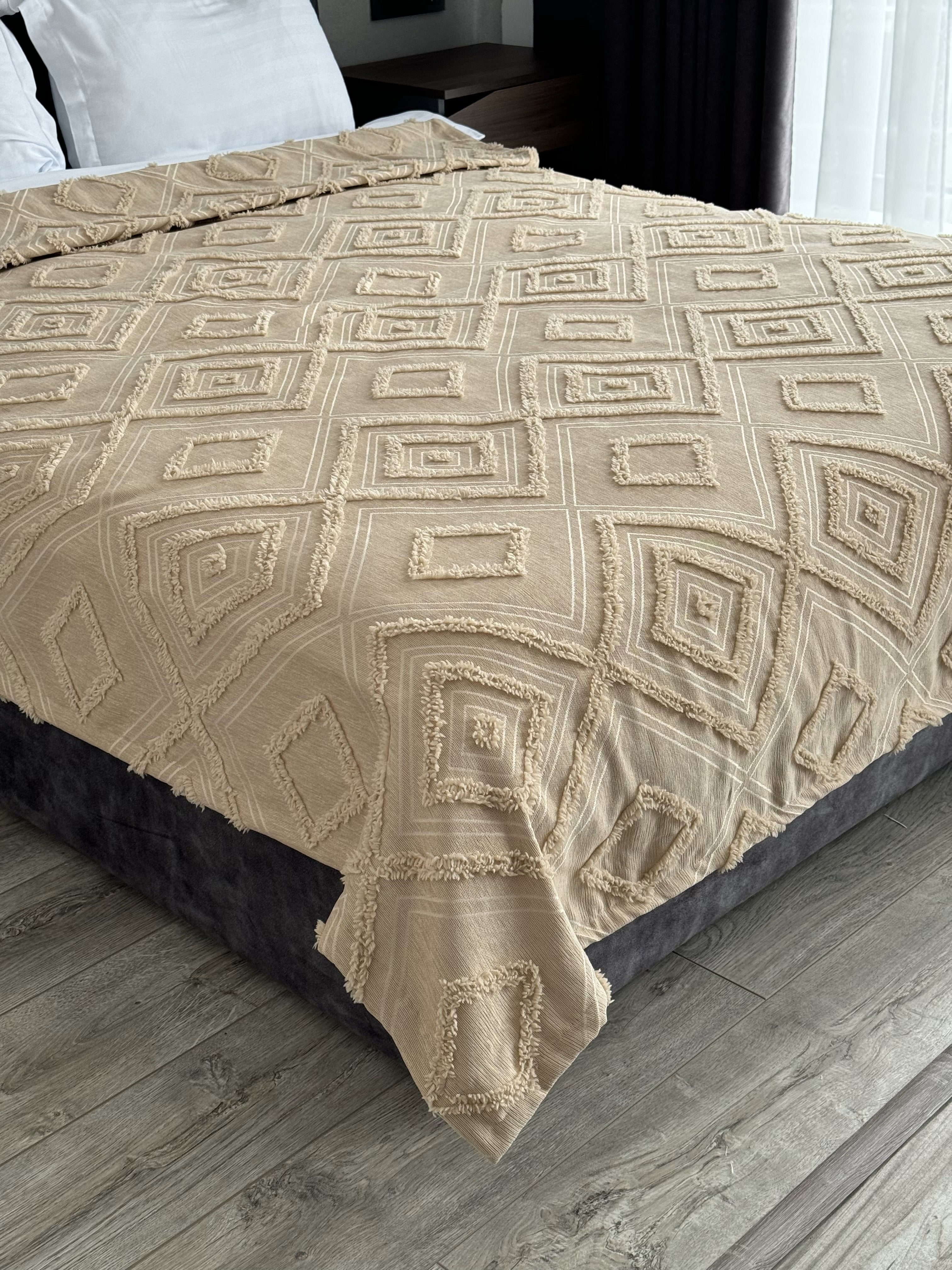 Scandinavian bedspread, 100% cotton, beige color