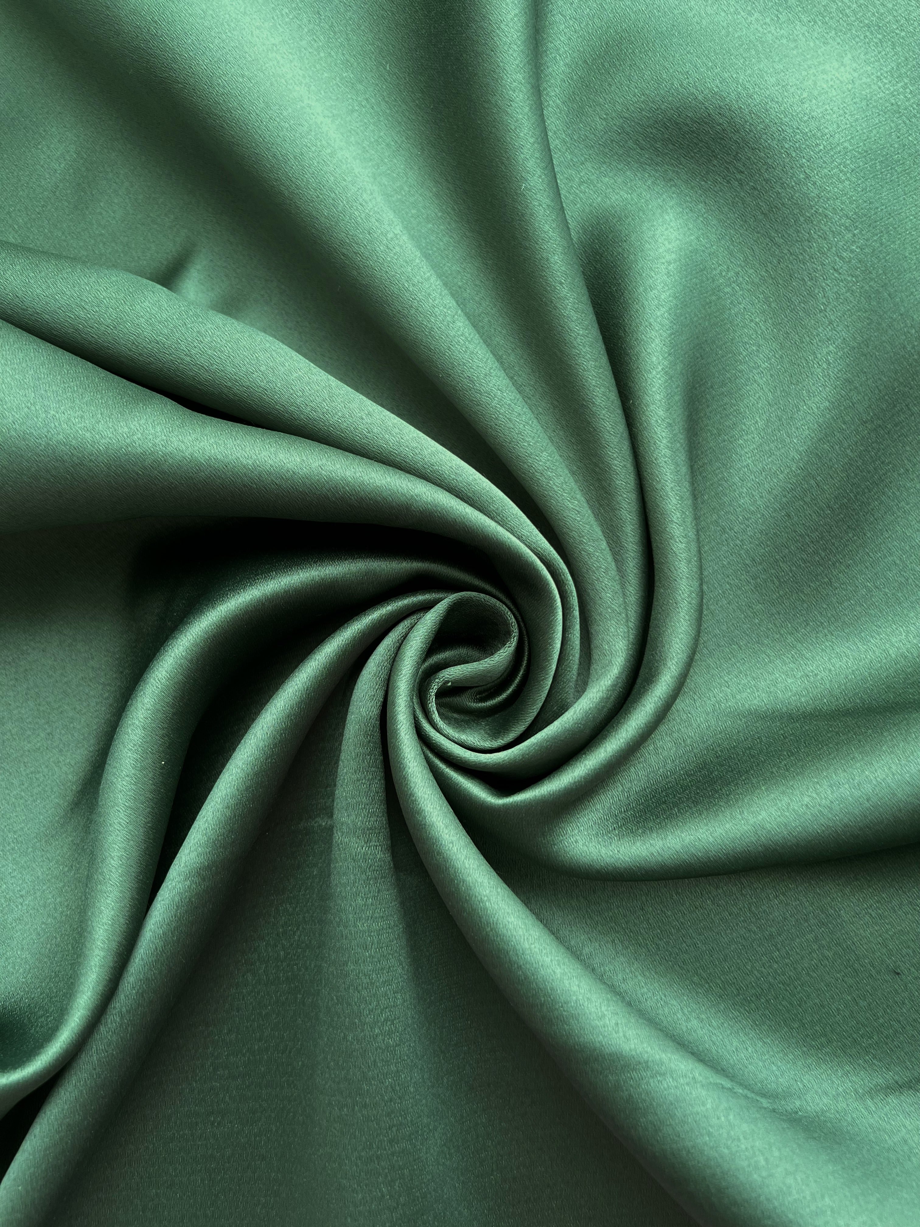 Plain linen woven curtain “Asil” with blackout lining, emerald green color