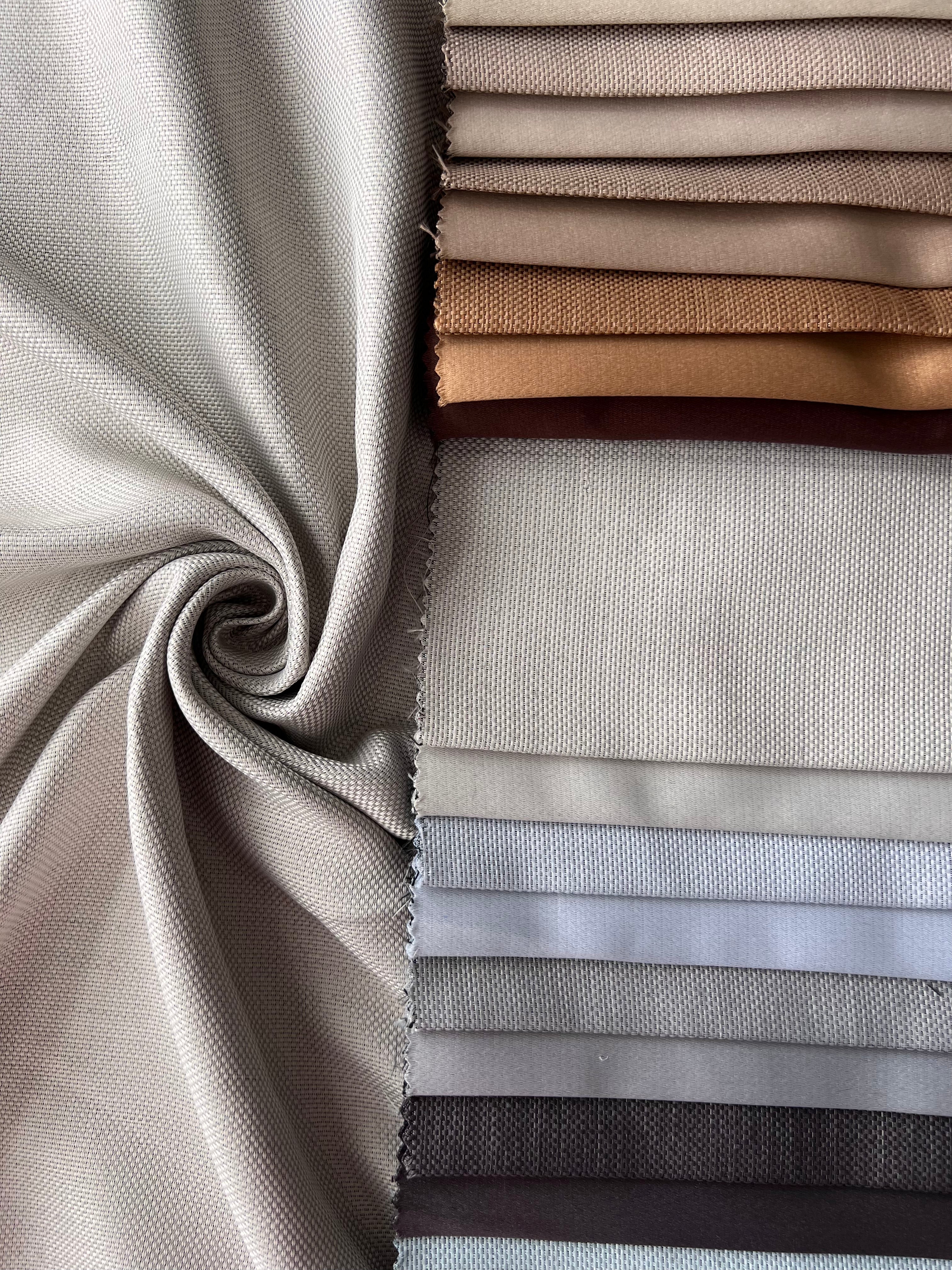 Plain linen woven curtain “Asil” with blackout lining, light gray color