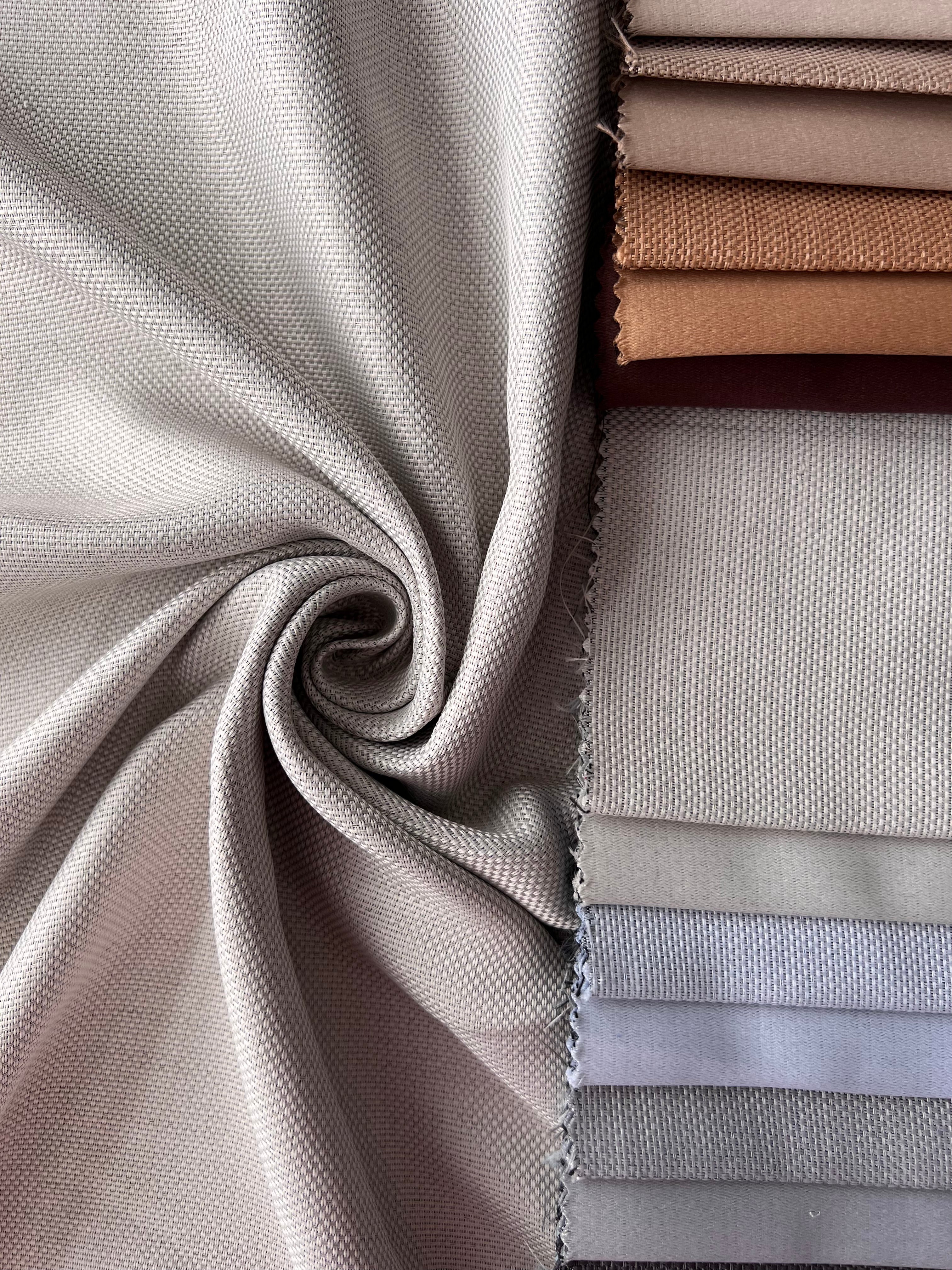 Plain linen woven curtain “Asil” with blackout lining, light gray color