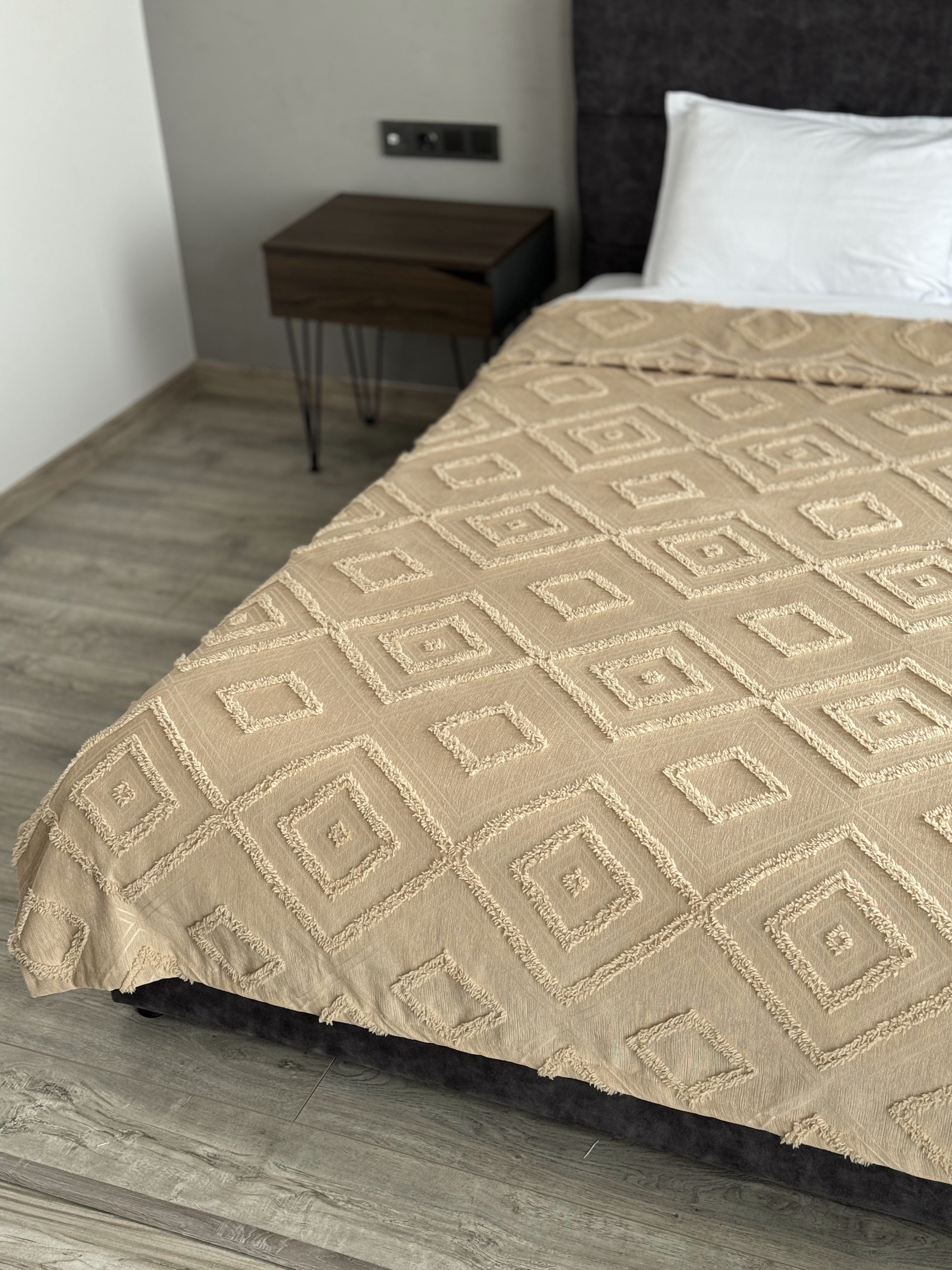 Scandinavian bedspread, 100% cotton, beige color