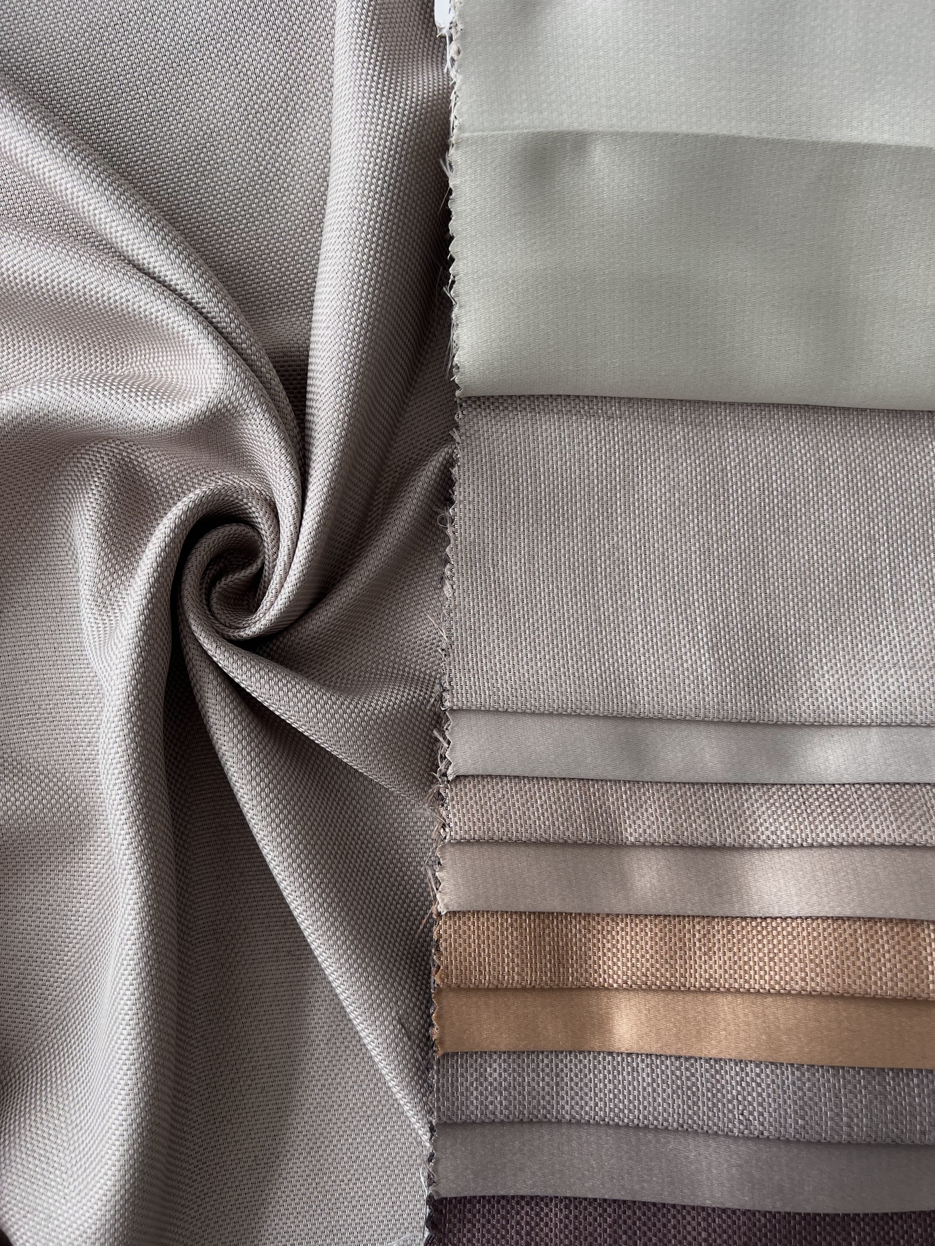Plain linen woven curtain “Asil” with blackout lining, cappuccino color