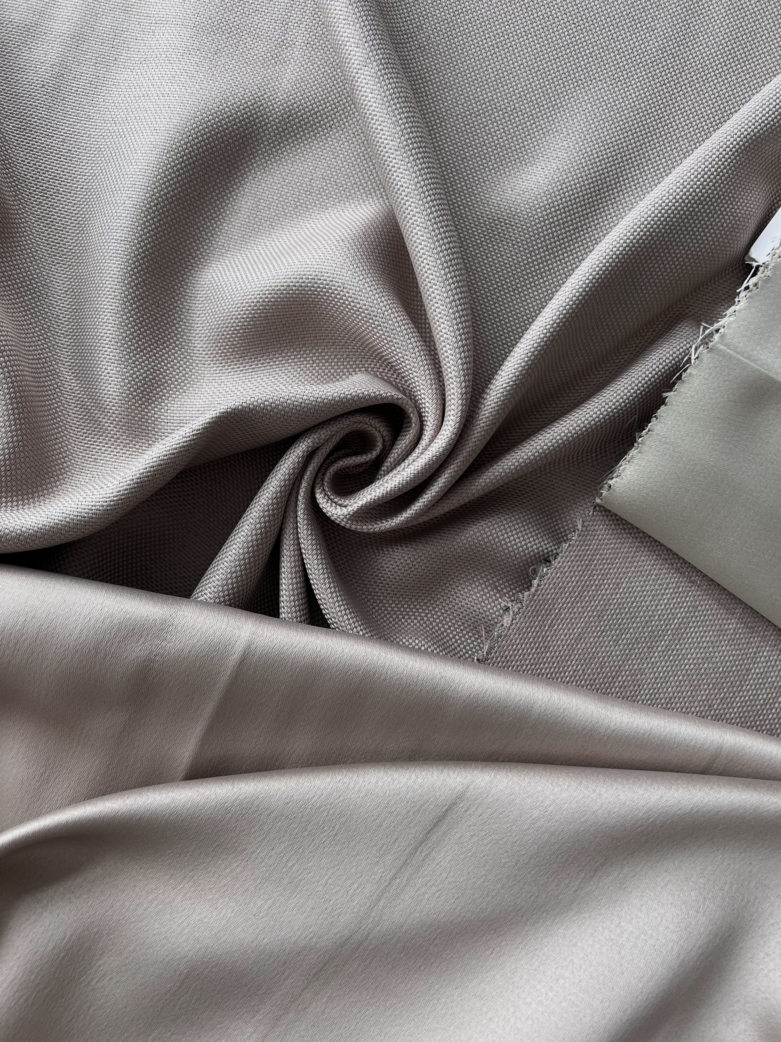 Plain linen woven curtain “Asil” with blackout lining, cappuccino color