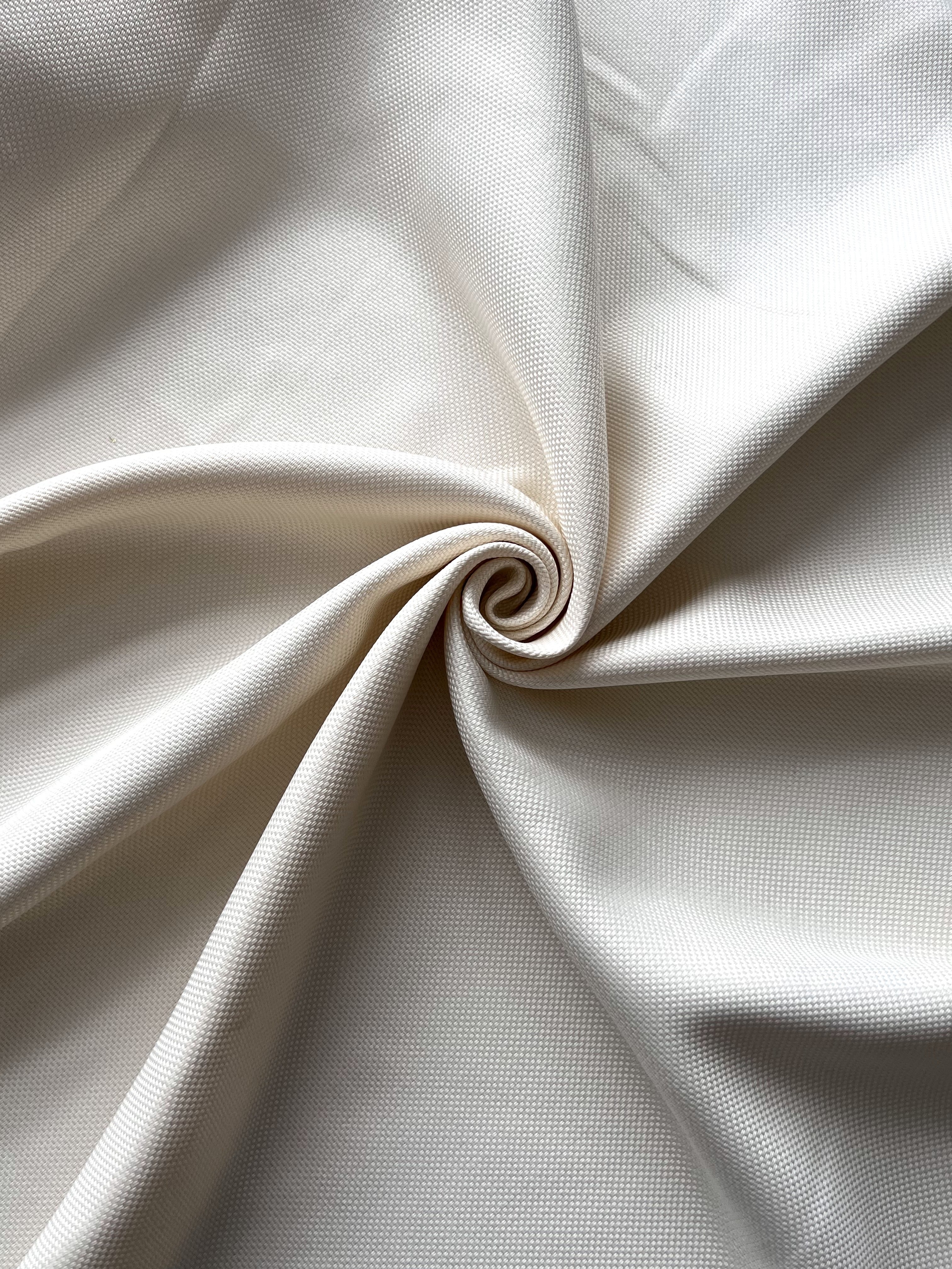 Plain linen woven curtain “Asil” with blackout lining, milk color