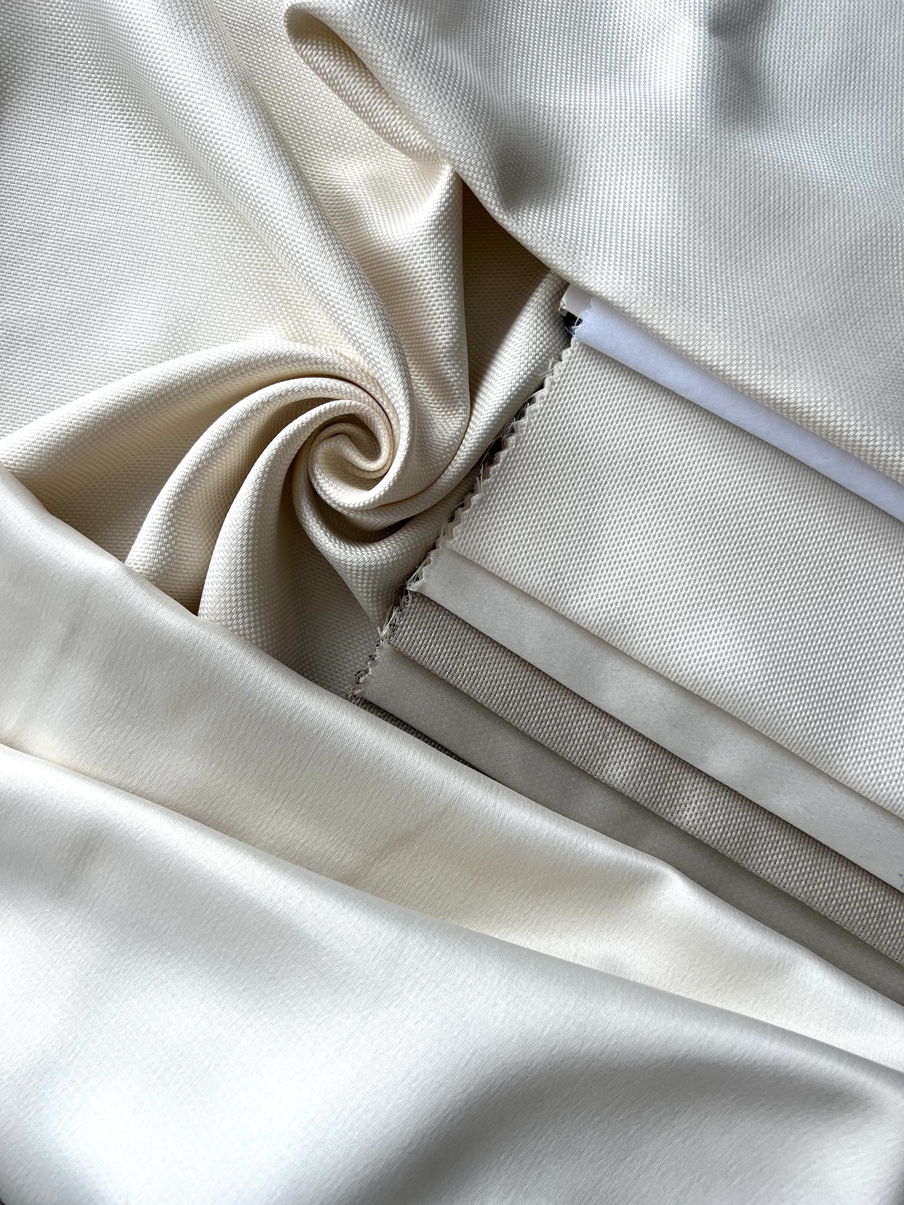 Plain linen woven curtain “Asil” with blackout lining, milk color