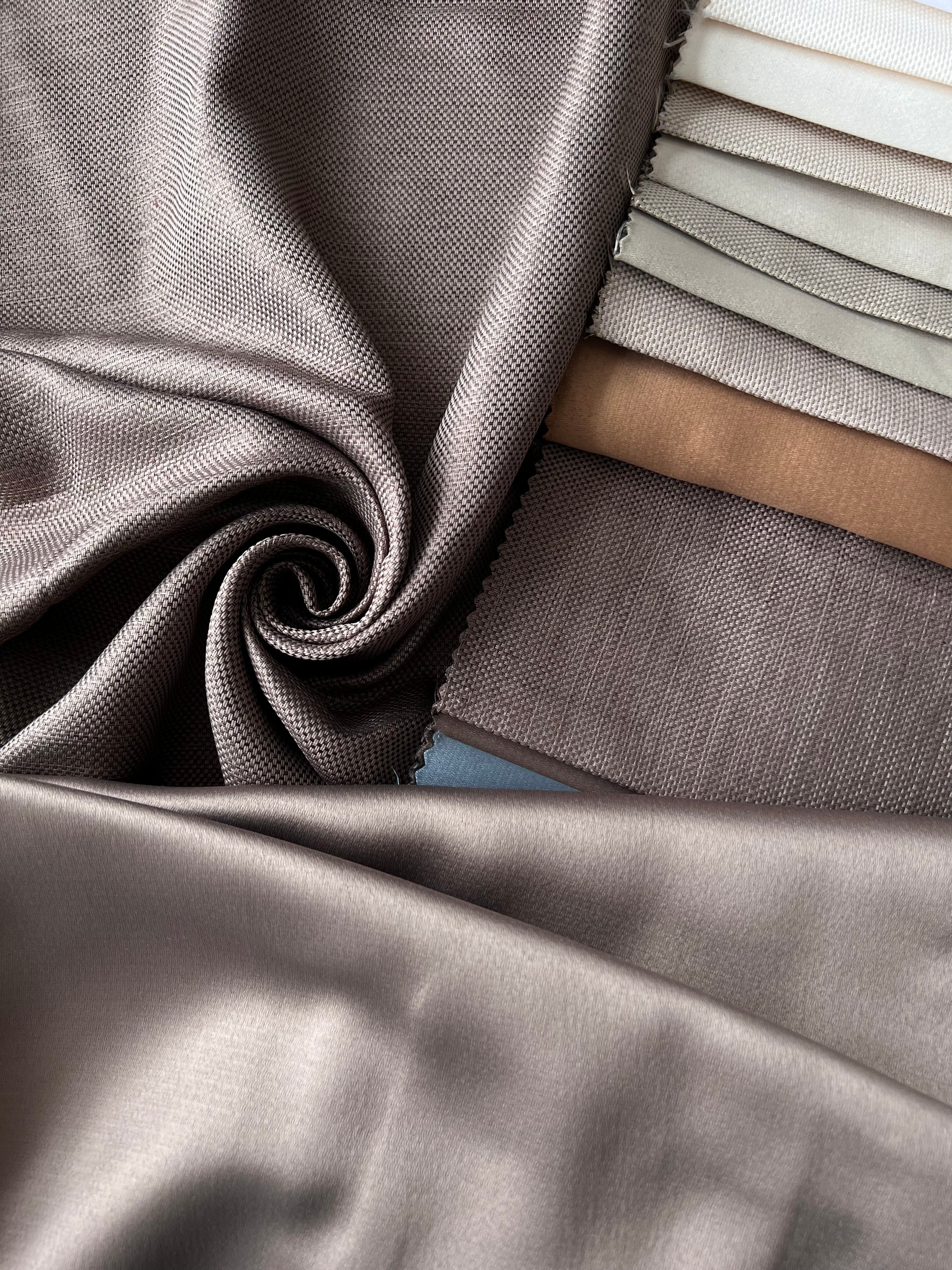 Plain linen woven curtain “Asil” with blackout lining, gray-brown color