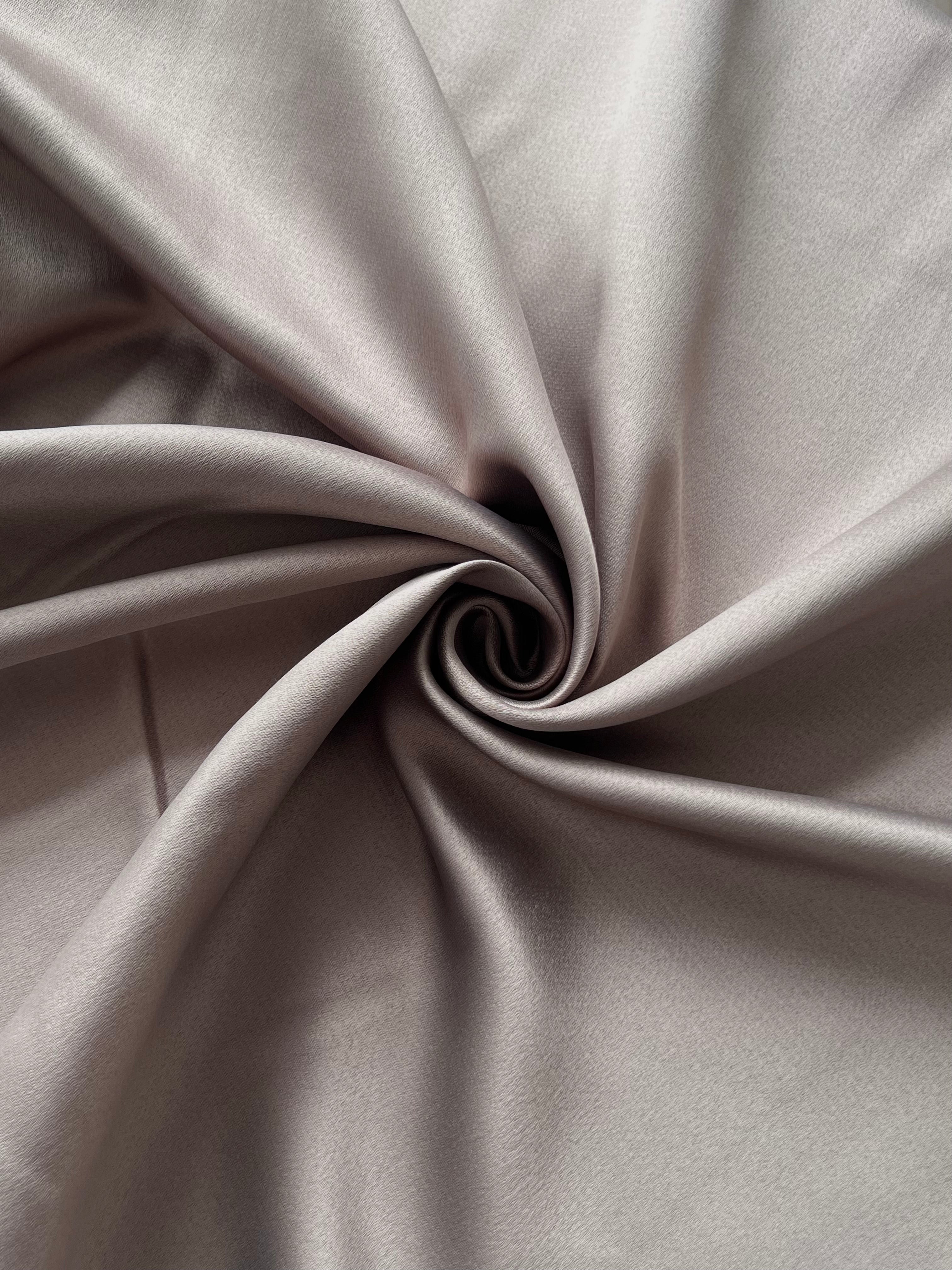 Plain linen woven curtain “Asil” with blackout lining, gray-brown color