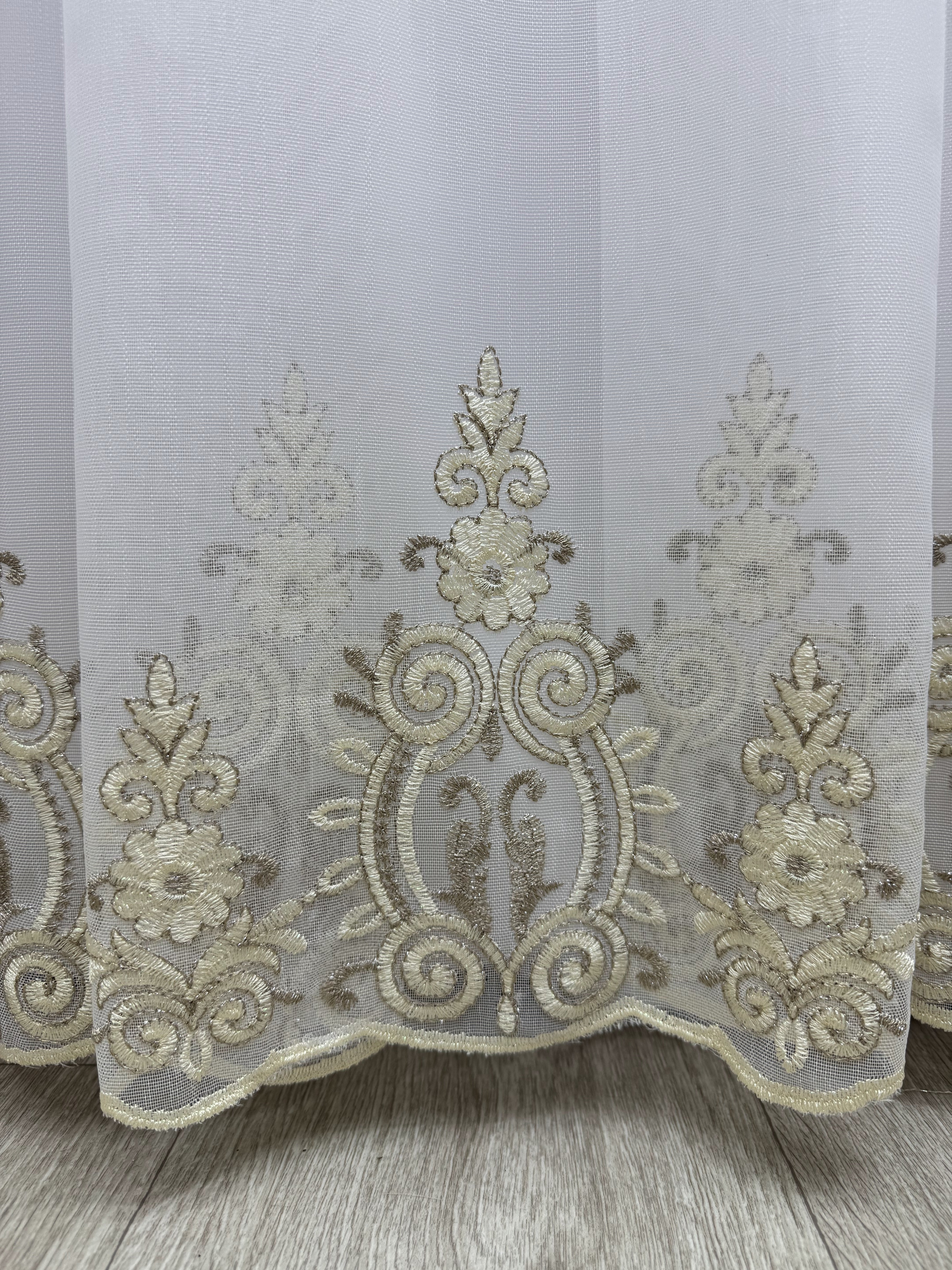 Bamboo-based tulle with 3D flowers and beautiful embroidery, brown/gold color