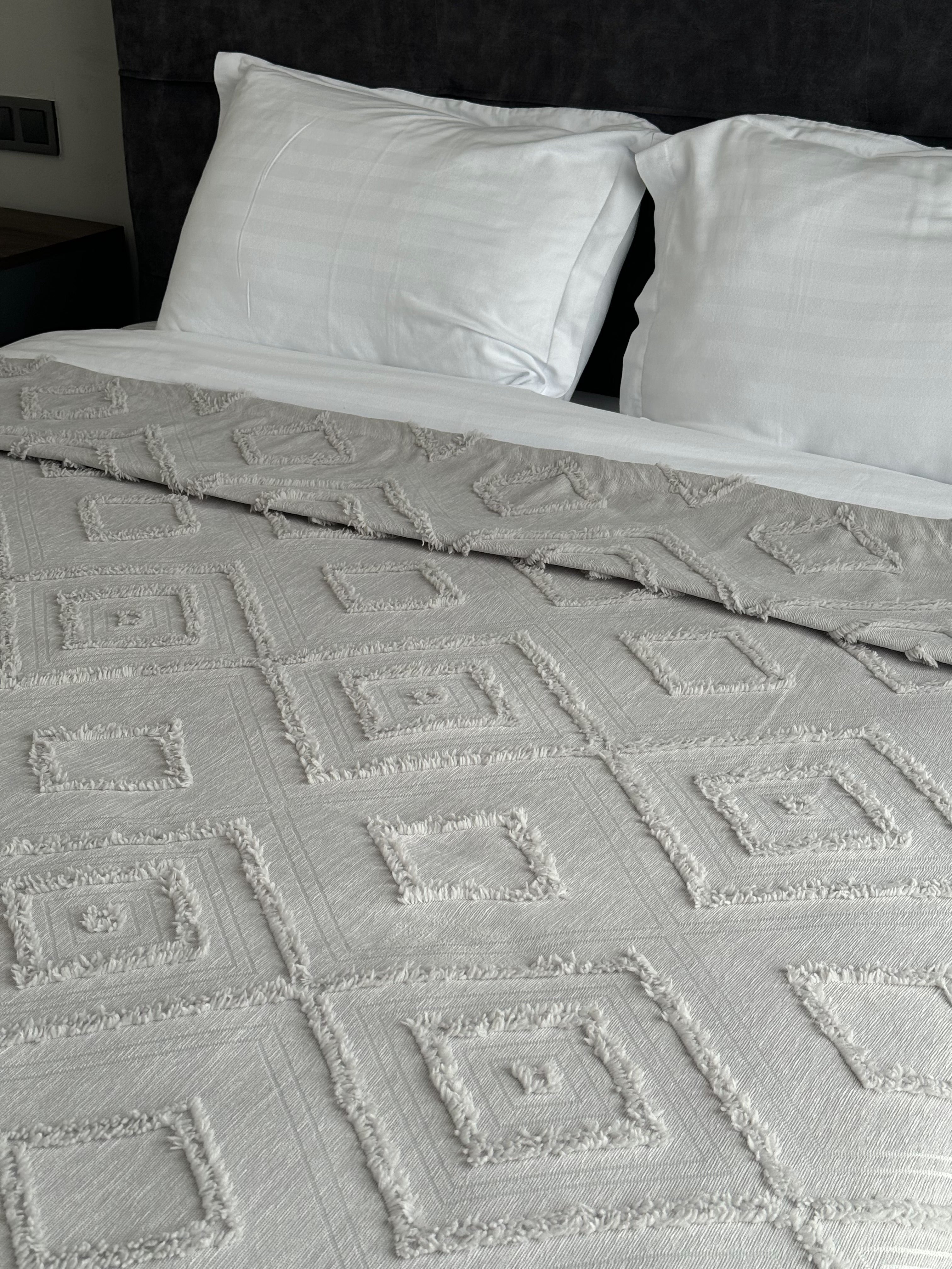 Scandinavian bedspread, 100% cotton, grey color