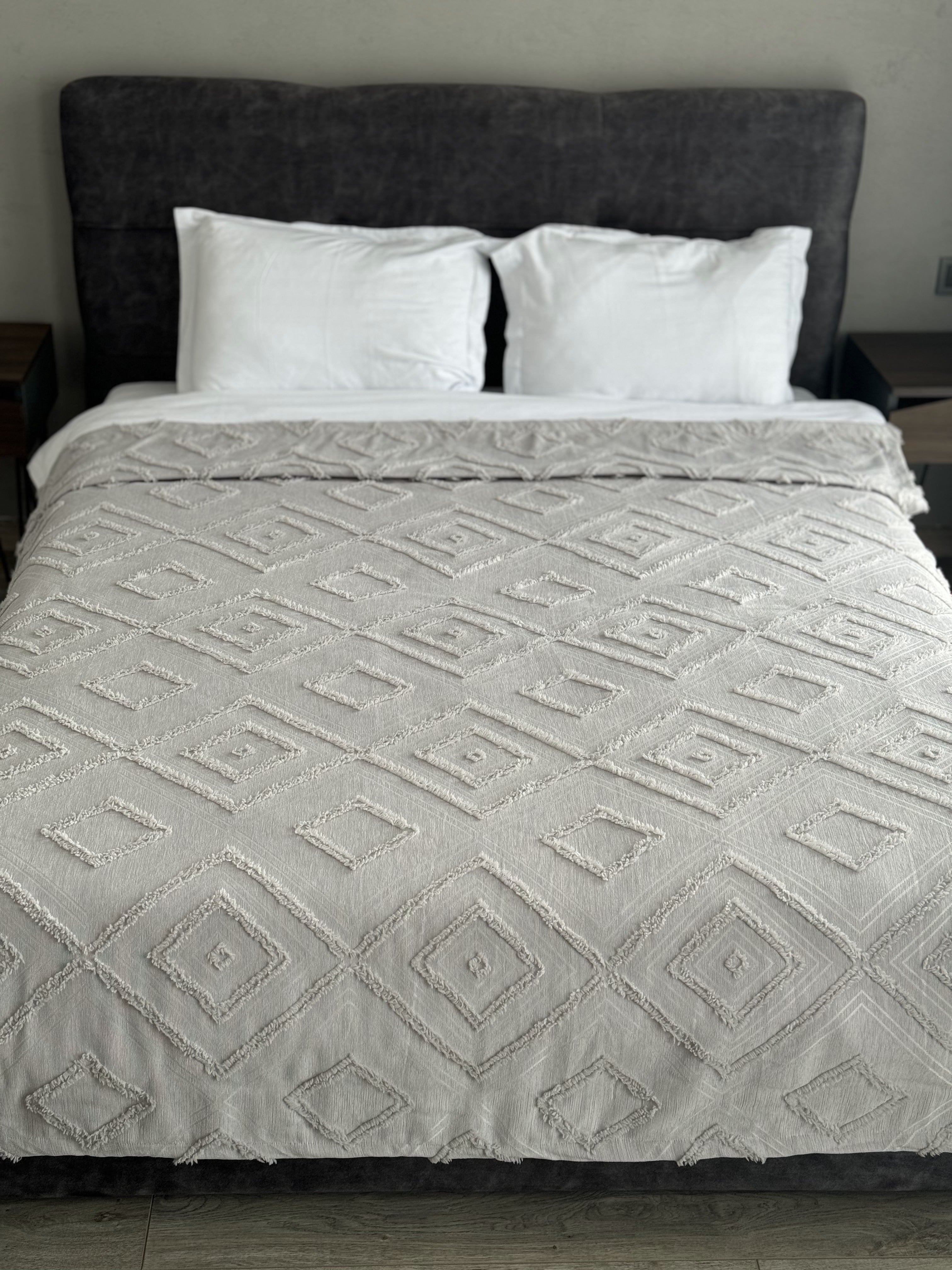 Scandinavian bedspread, 100% cotton, grey color