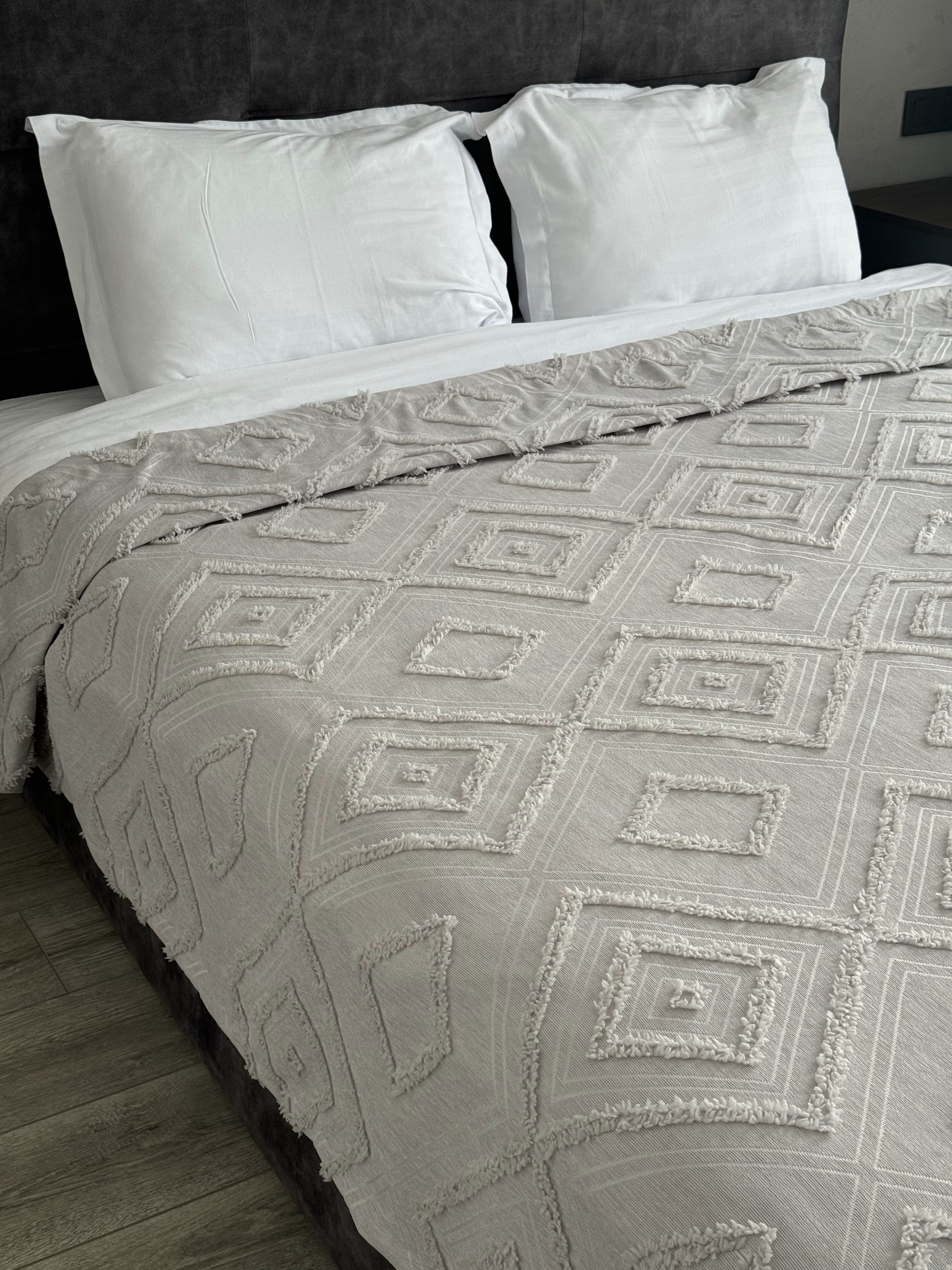 Scandinavian bedspread, 100% cotton, grey color