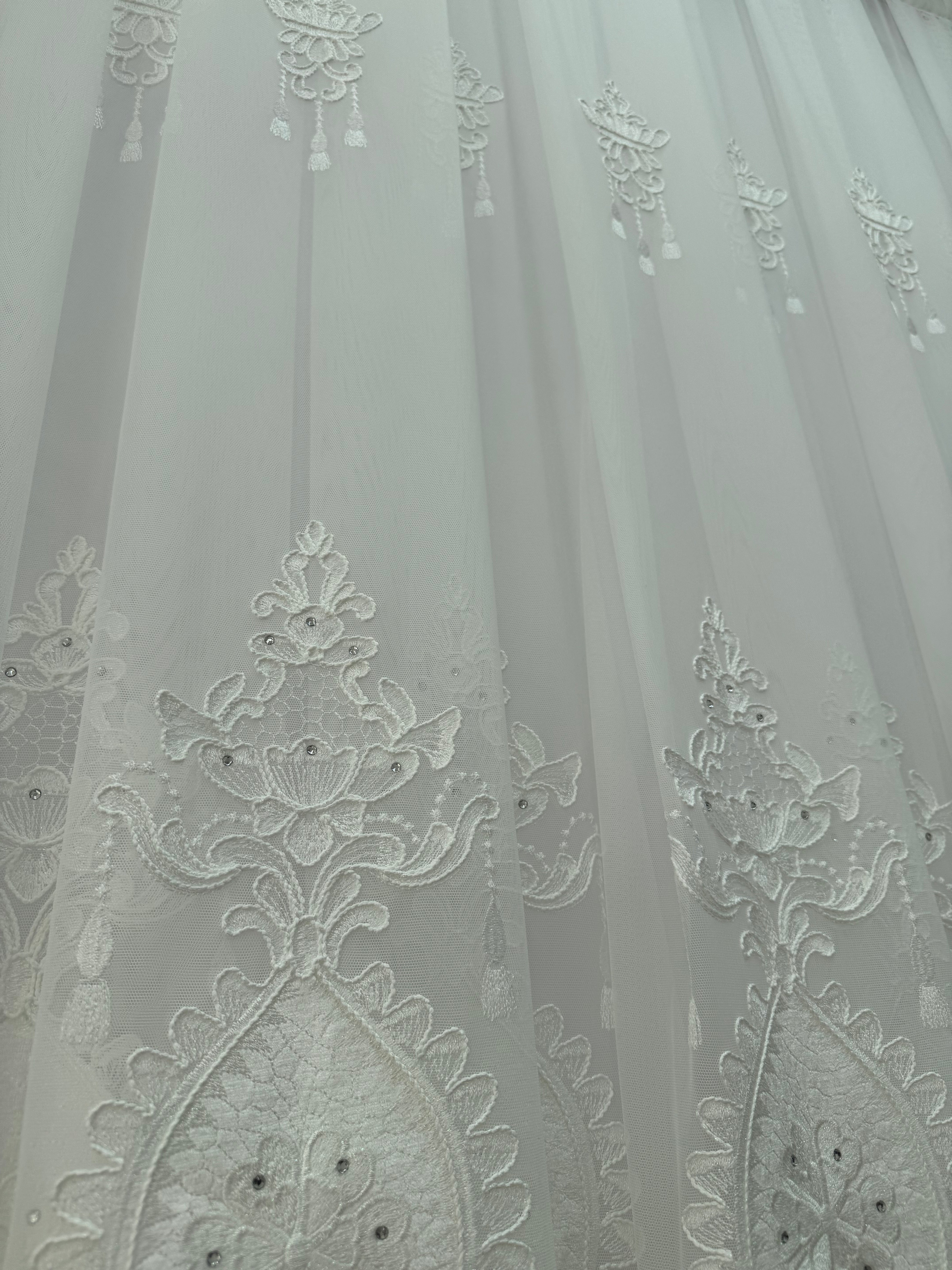 Bamboo-based tulle with embroidery, velvet inserts and gems, milk color