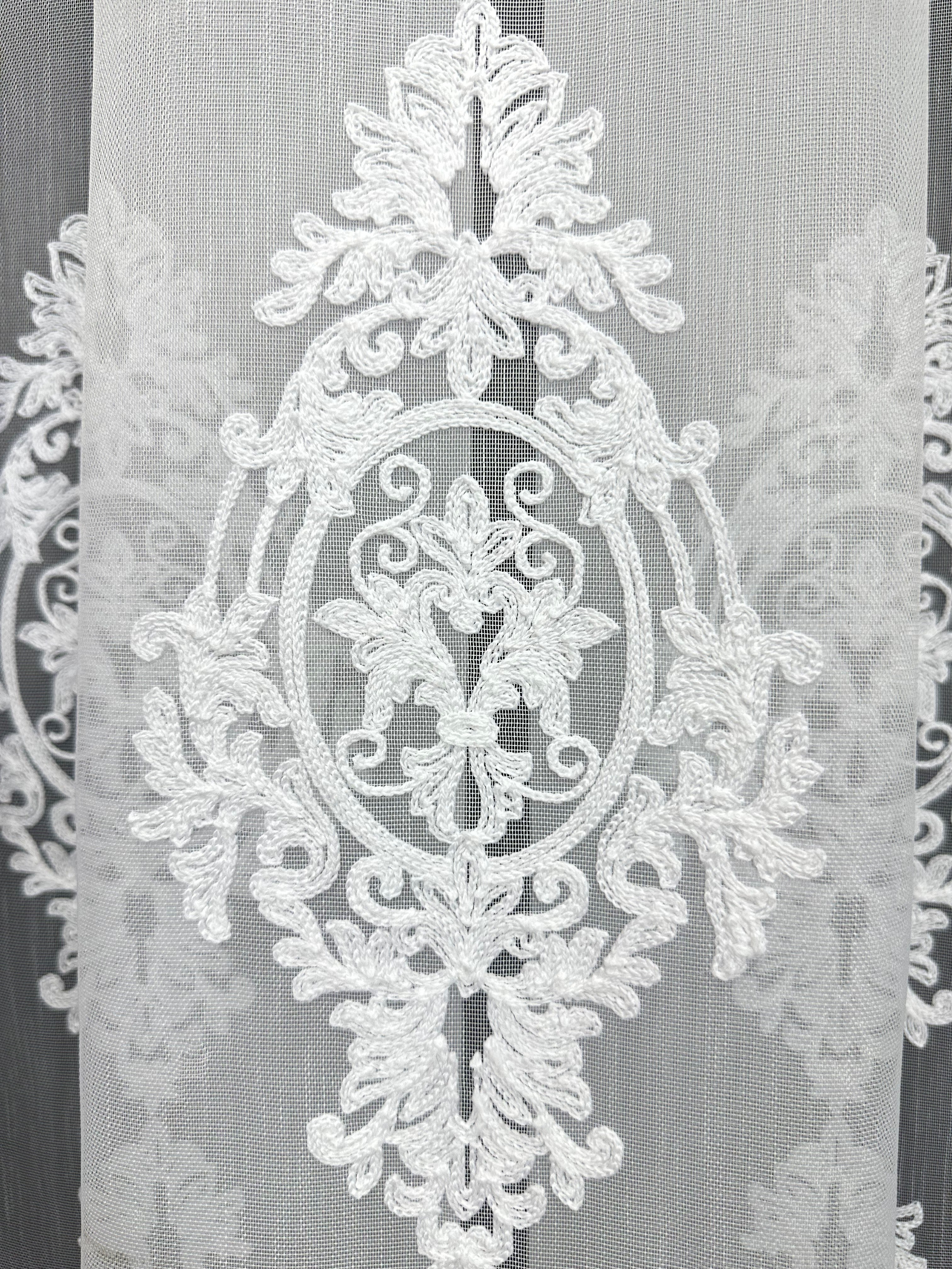 Bamboo-based tulle with beautiful embroidery, white color